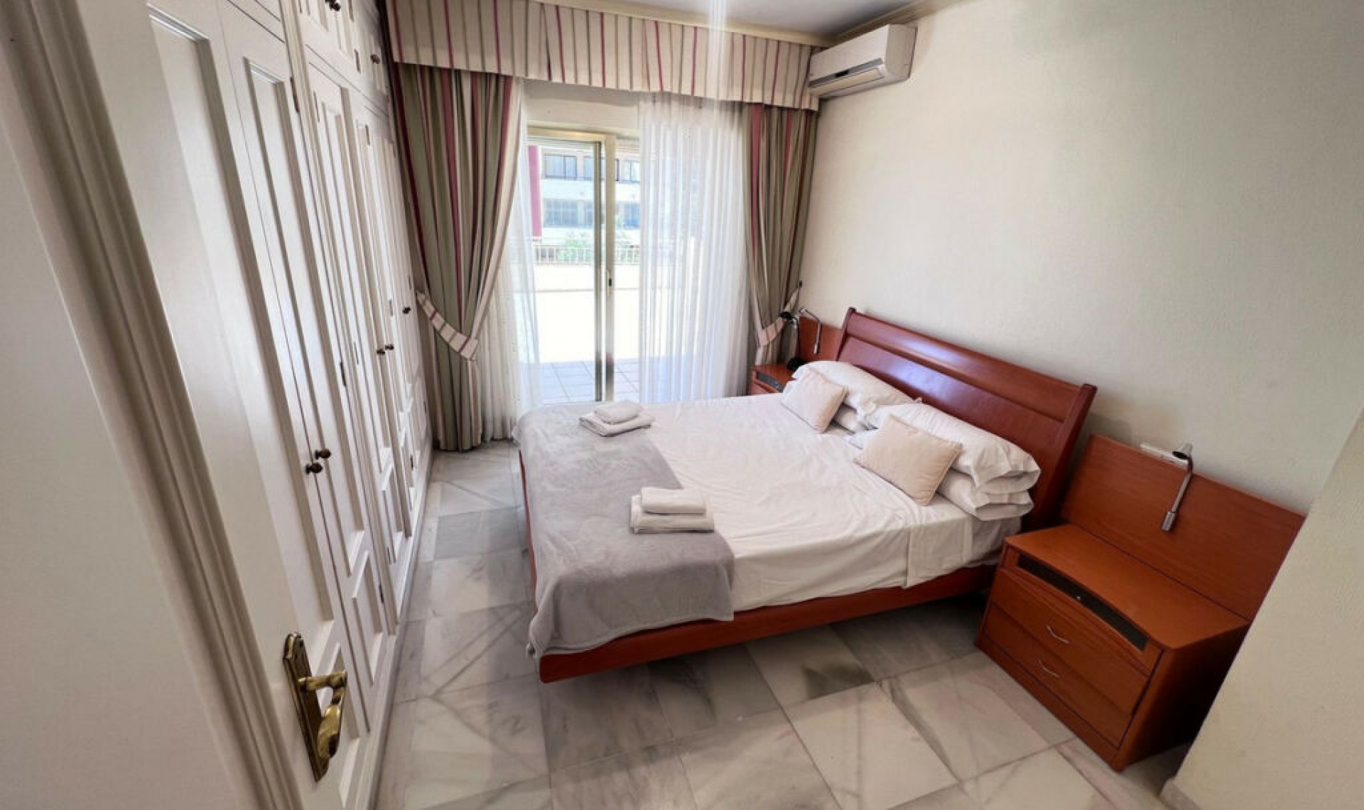 Resale - Apartment -
Fuengirola