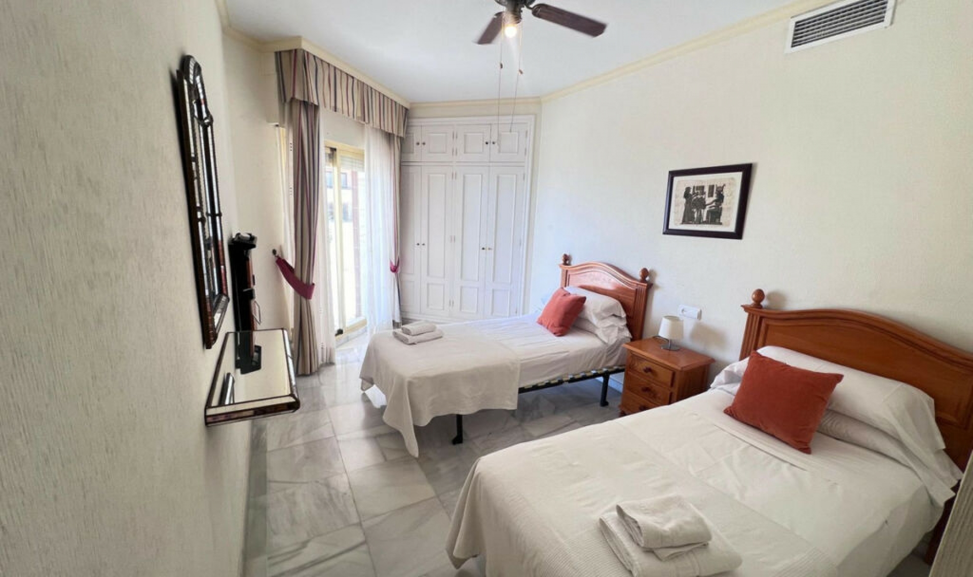Resale - Apartment -
Fuengirola