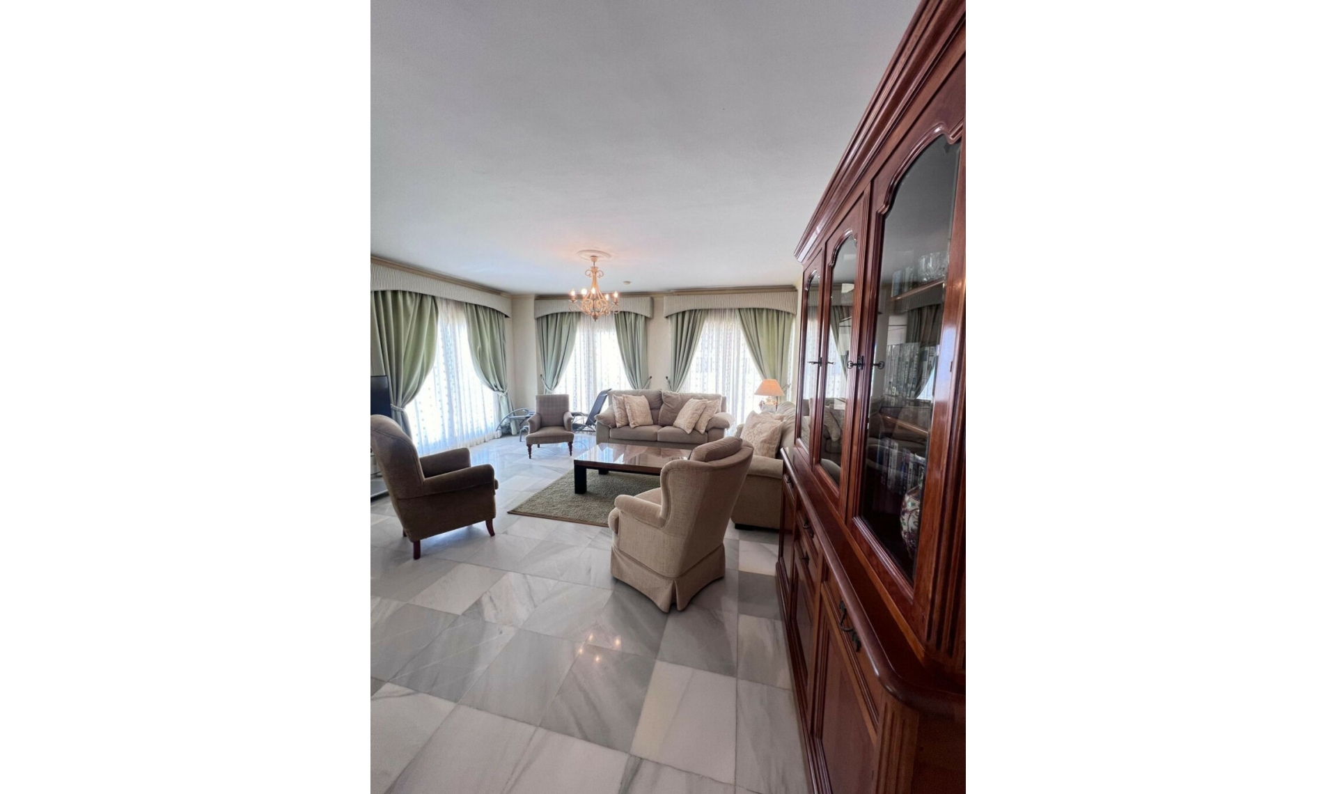 Resale - Apartment -
Fuengirola
