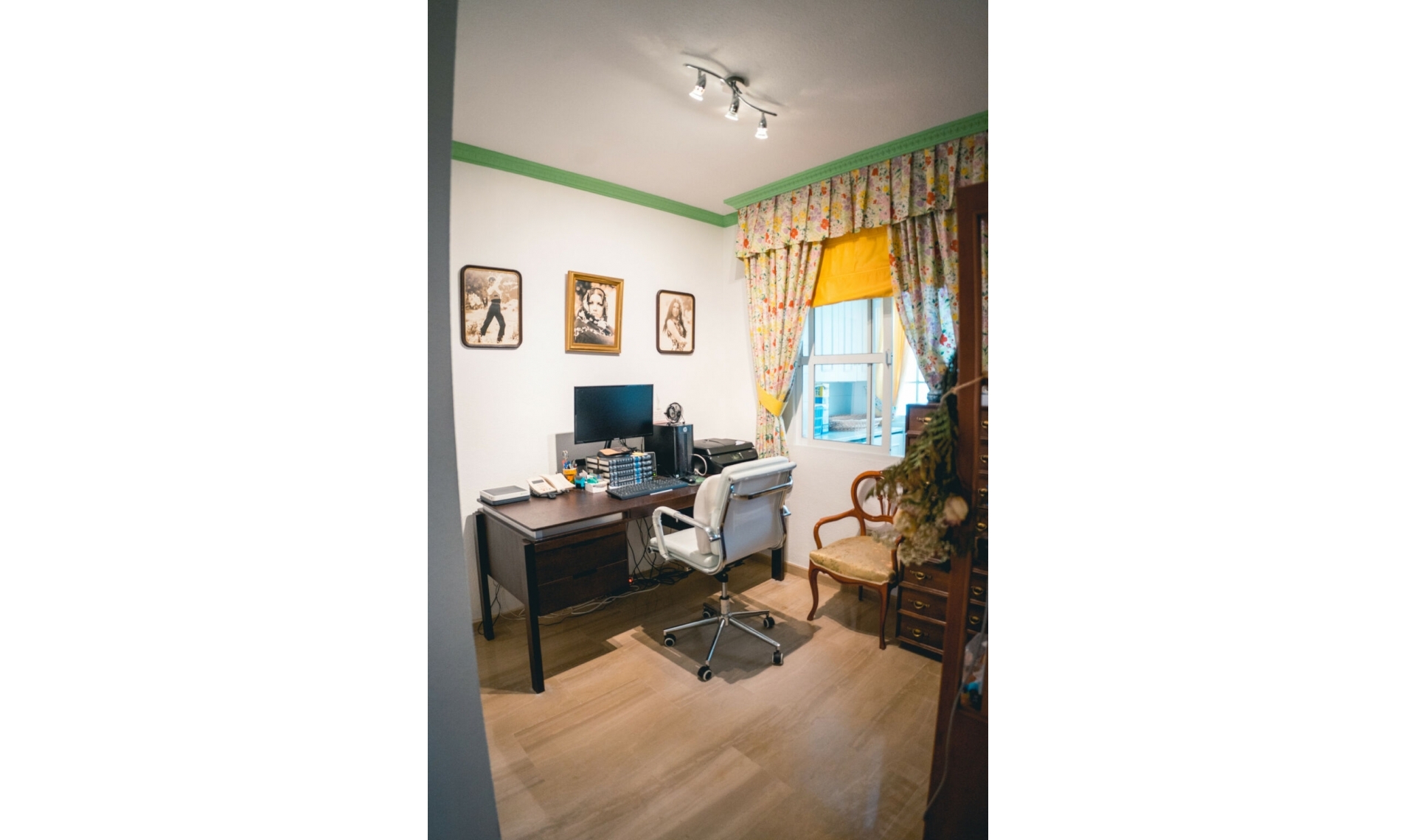 Resale - Apartment -
Fuengirola