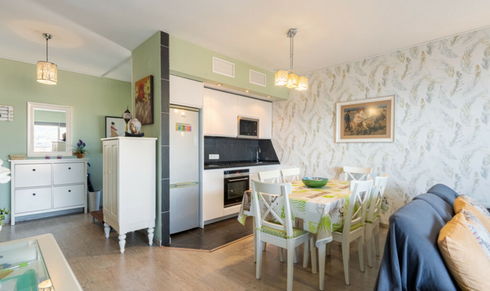 Resale - Apartment -
Fuengirola