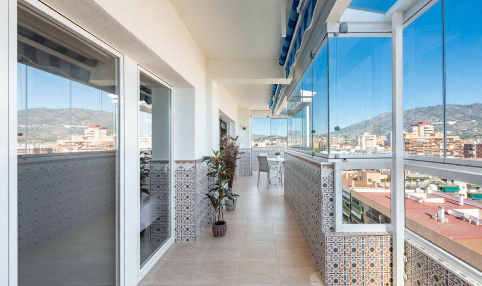 Resale - Apartment -
Fuengirola
