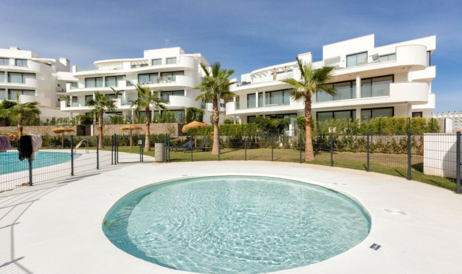 Resale - Apartment -
Fuengirola