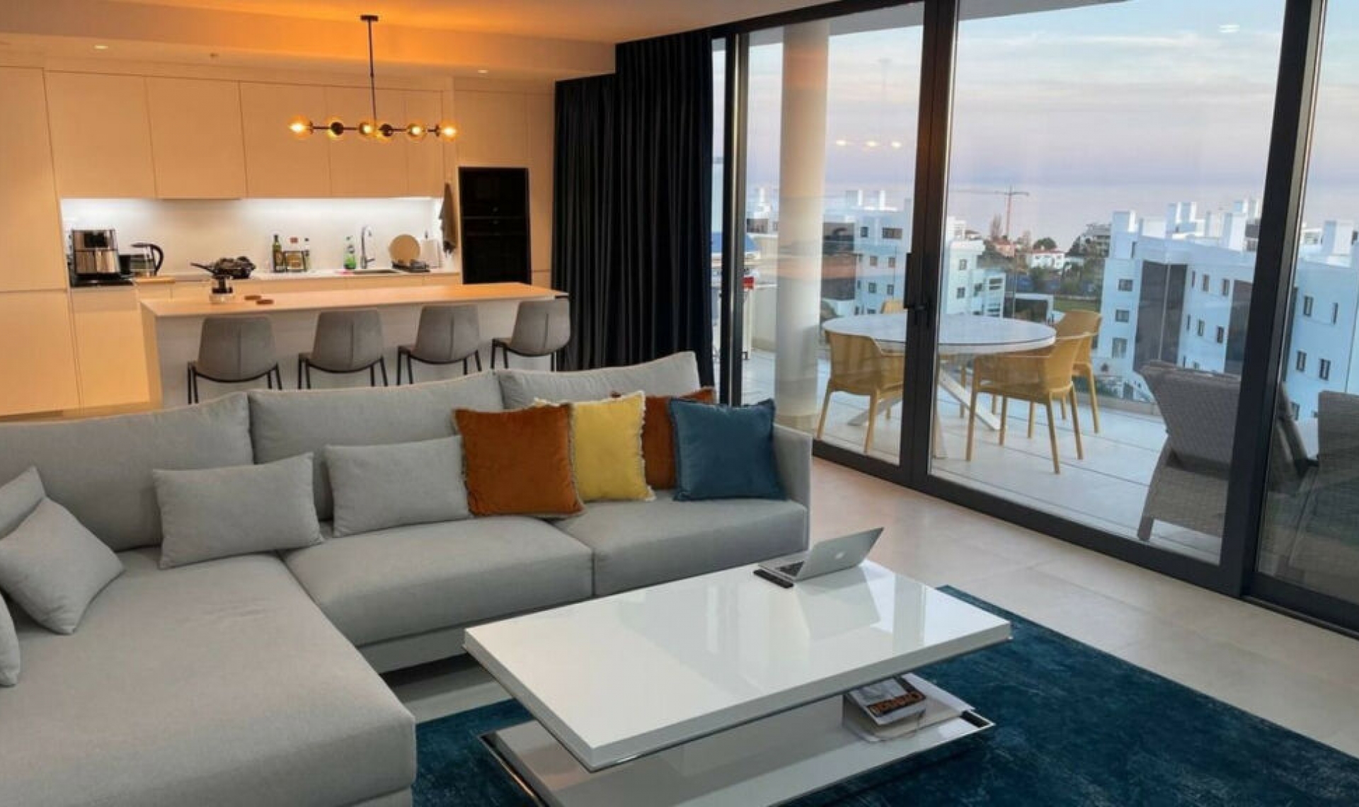 Resale - Apartment -
Fuengirola