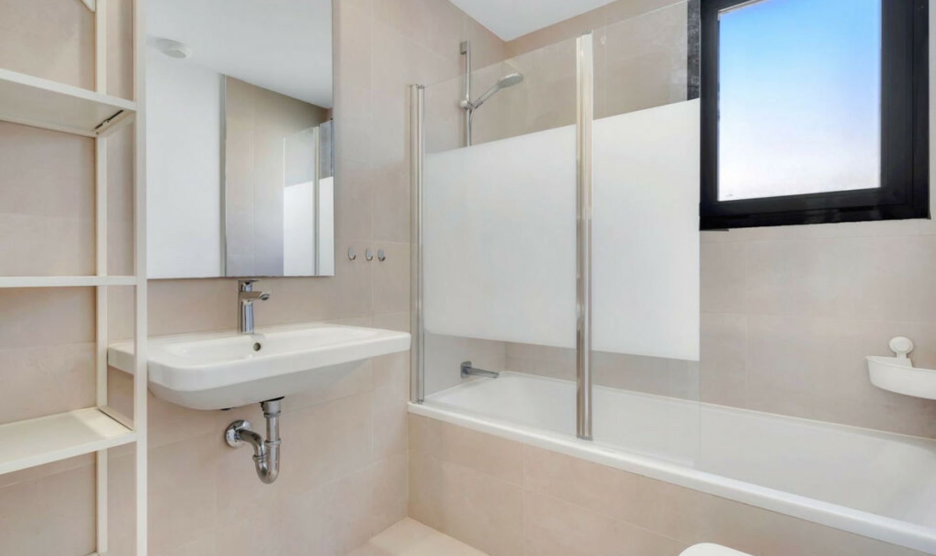 Resale - Apartment -
Fuengirola