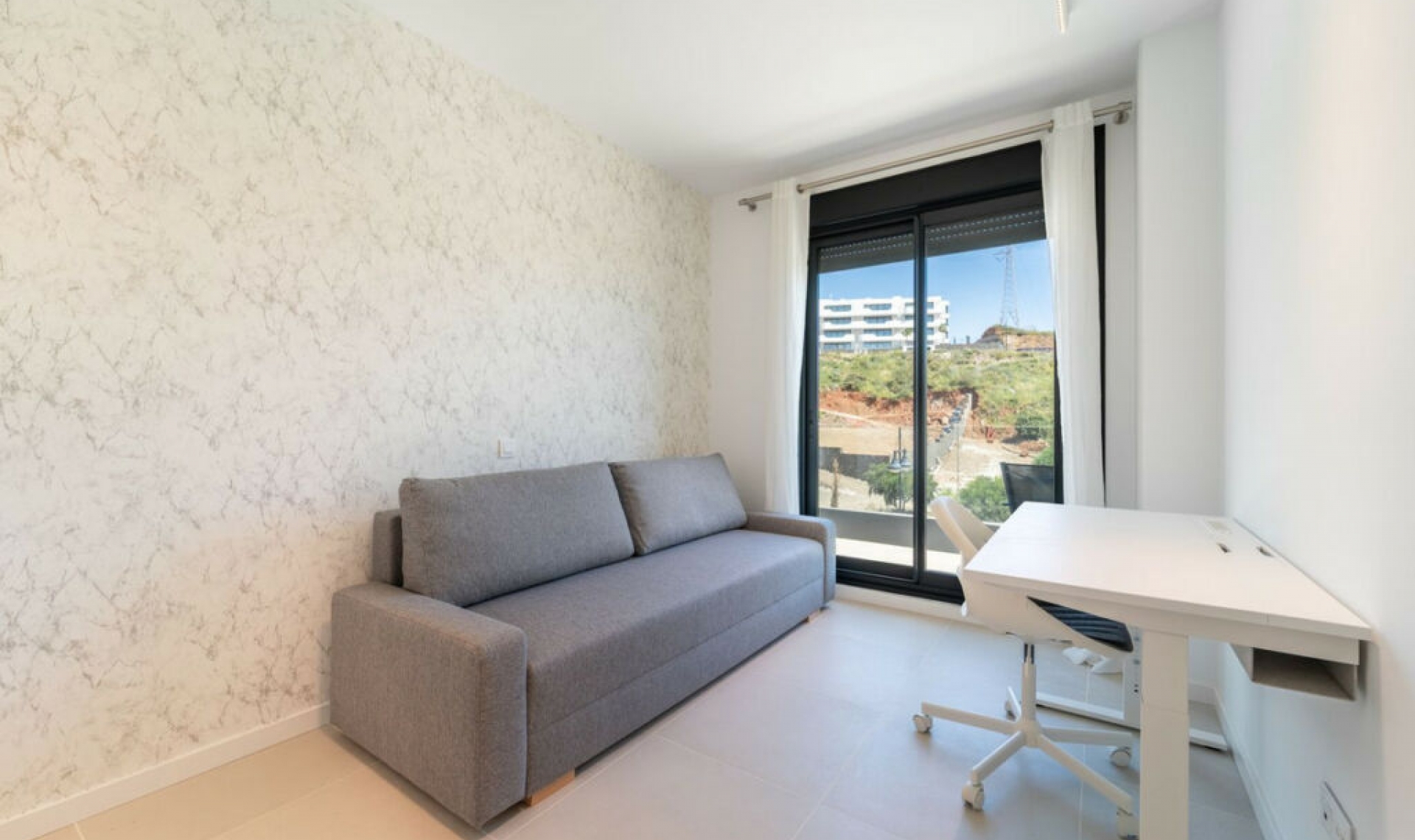 Resale - Apartment -
Fuengirola