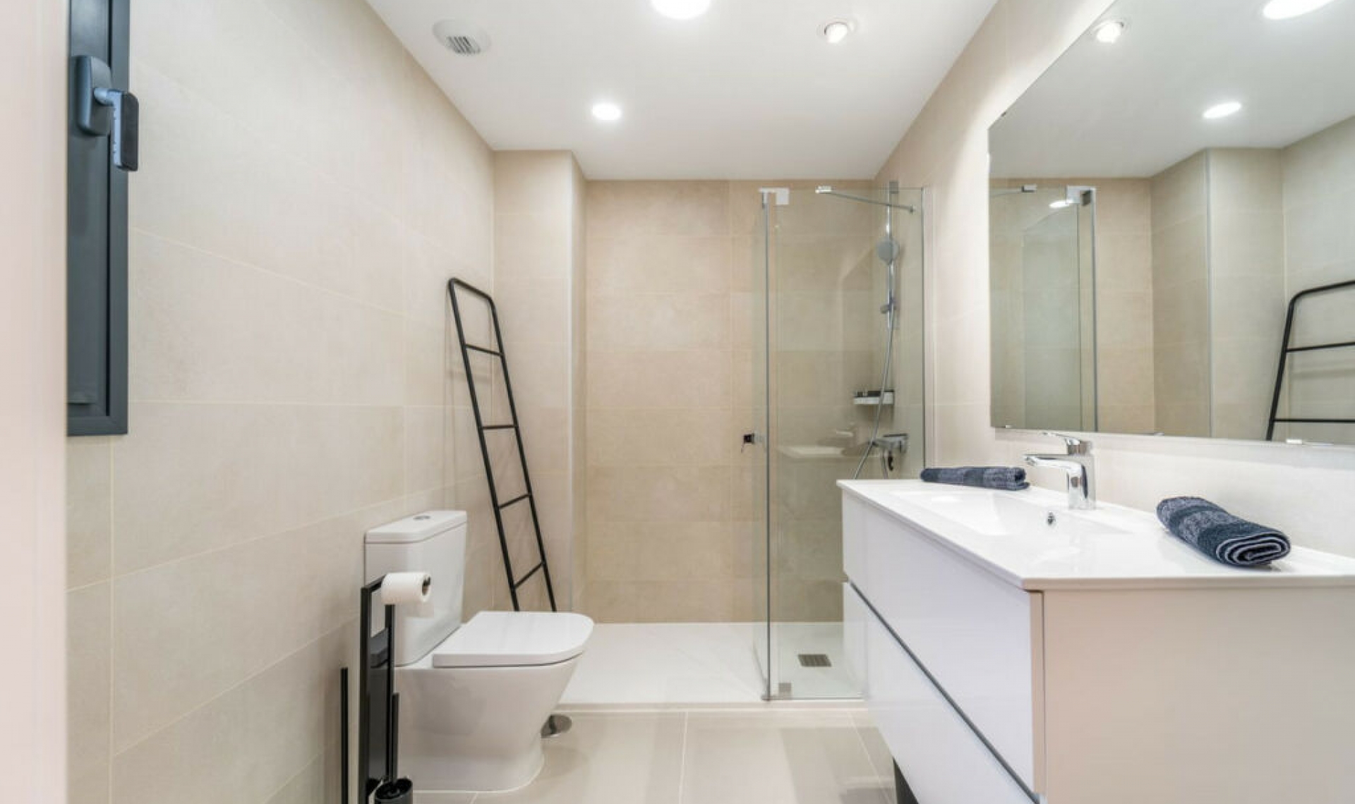 Resale - Apartment -
Fuengirola