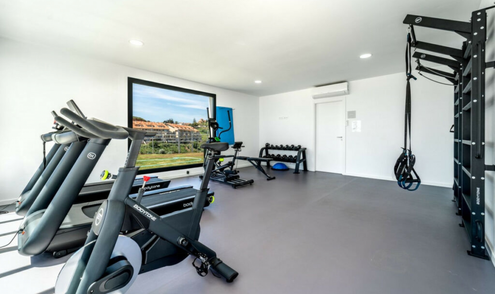 Resale - Apartment -
Fuengirola