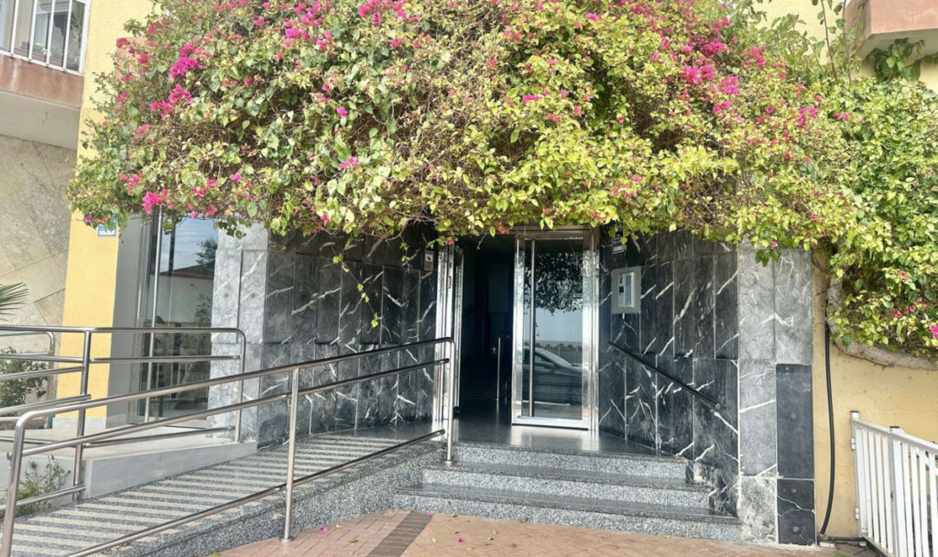 Resale - Apartment -
Fuengirola