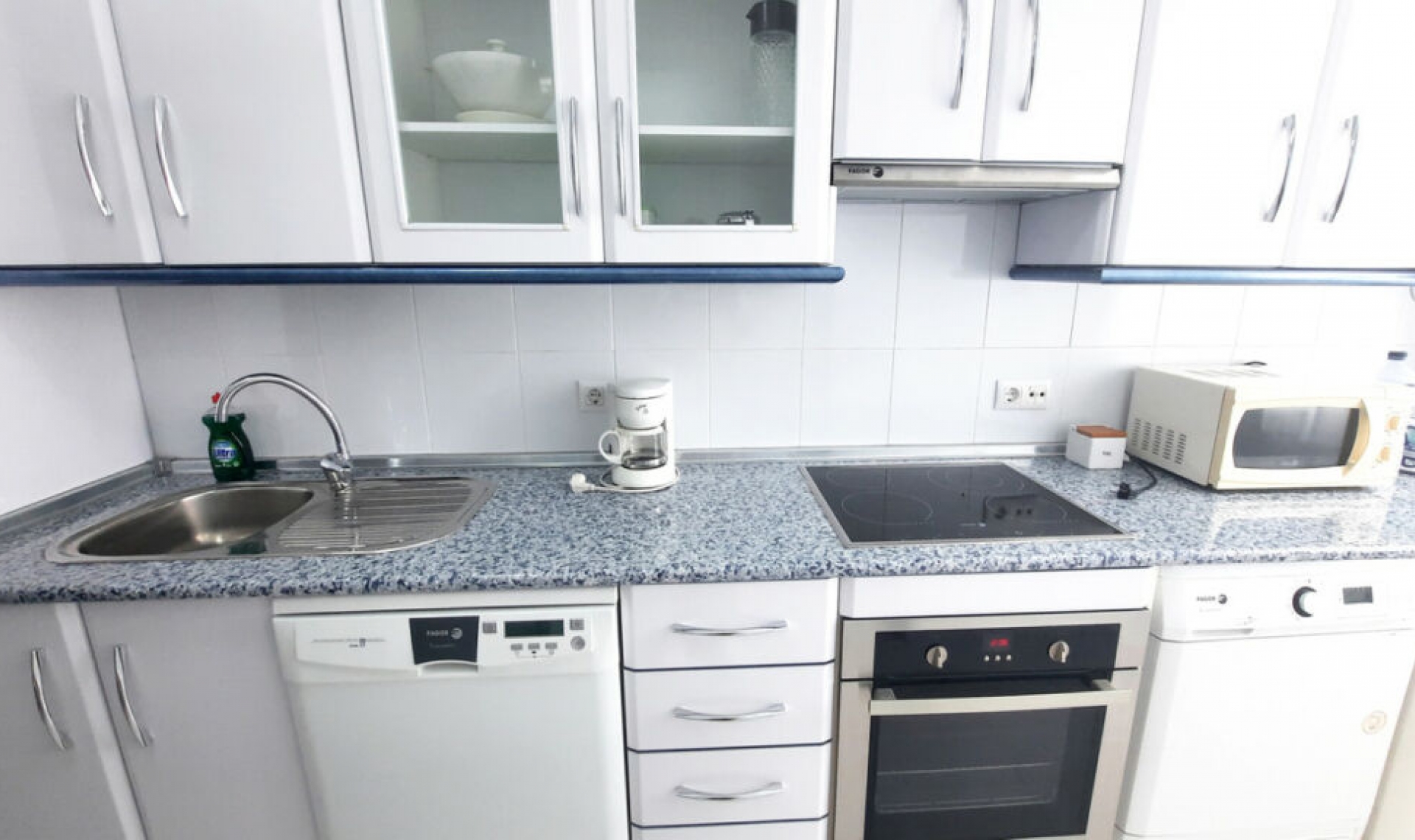 Resale - Apartment -
Fuengirola