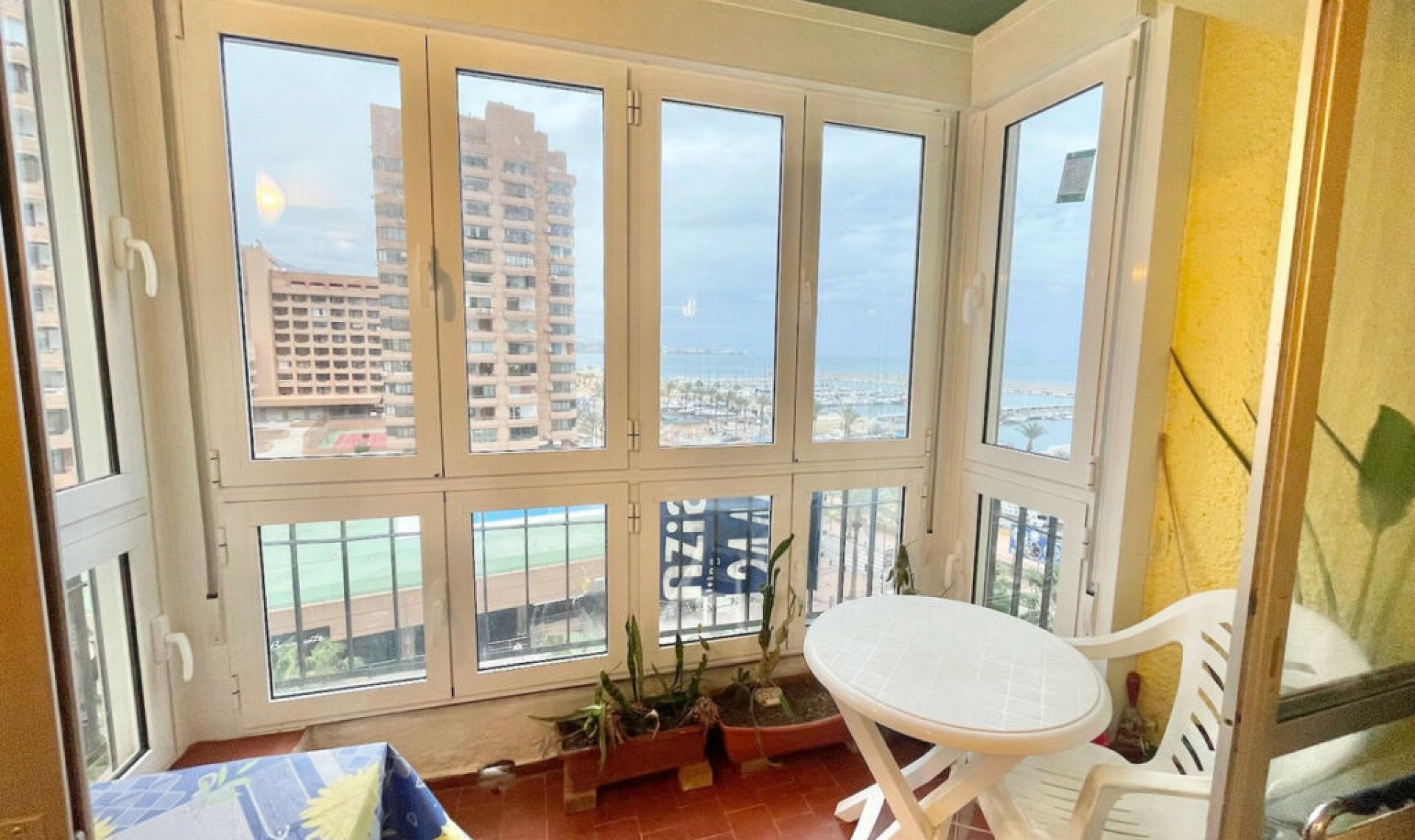 Resale - Apartment -
Fuengirola