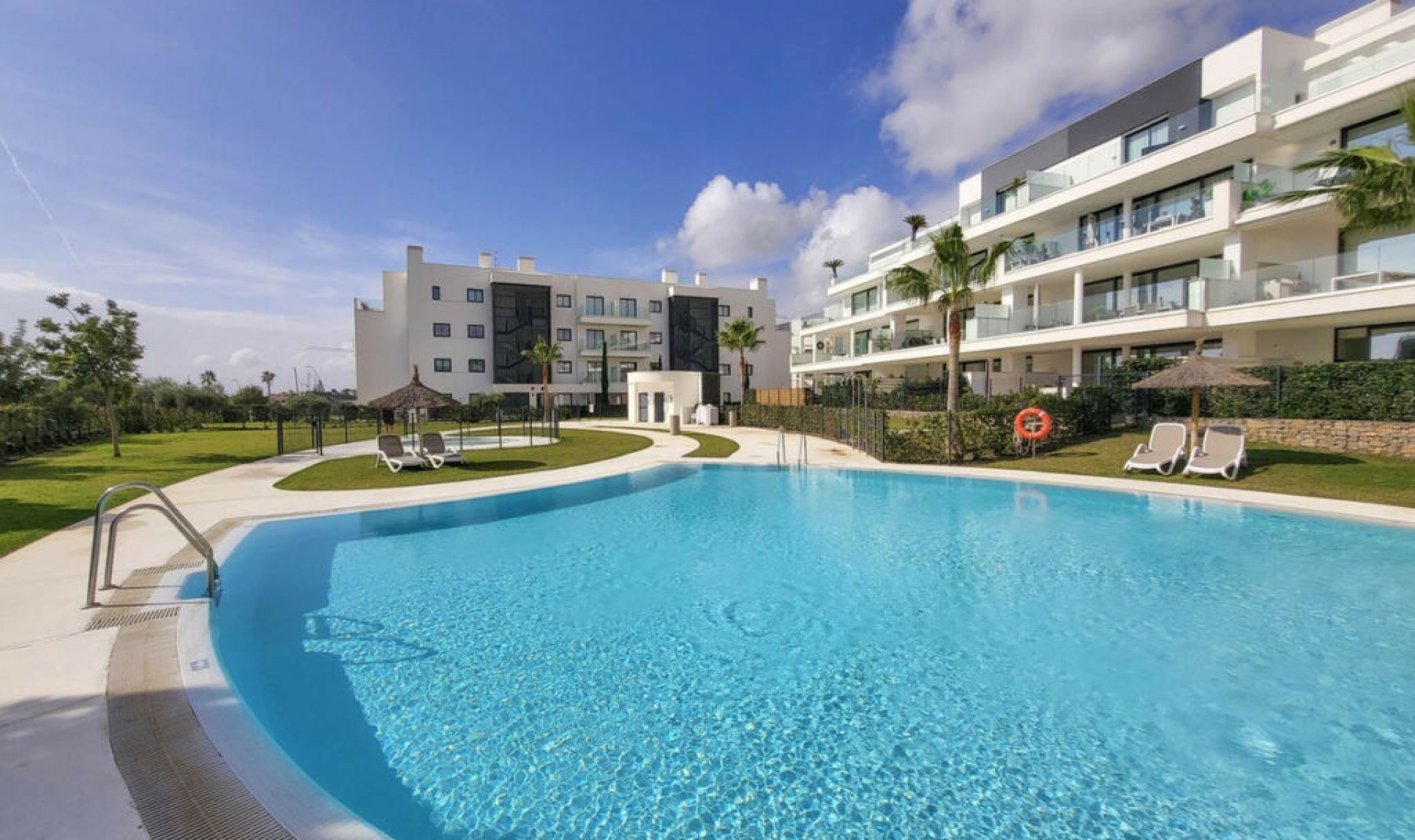 Resale - Apartment -
Fuengirola