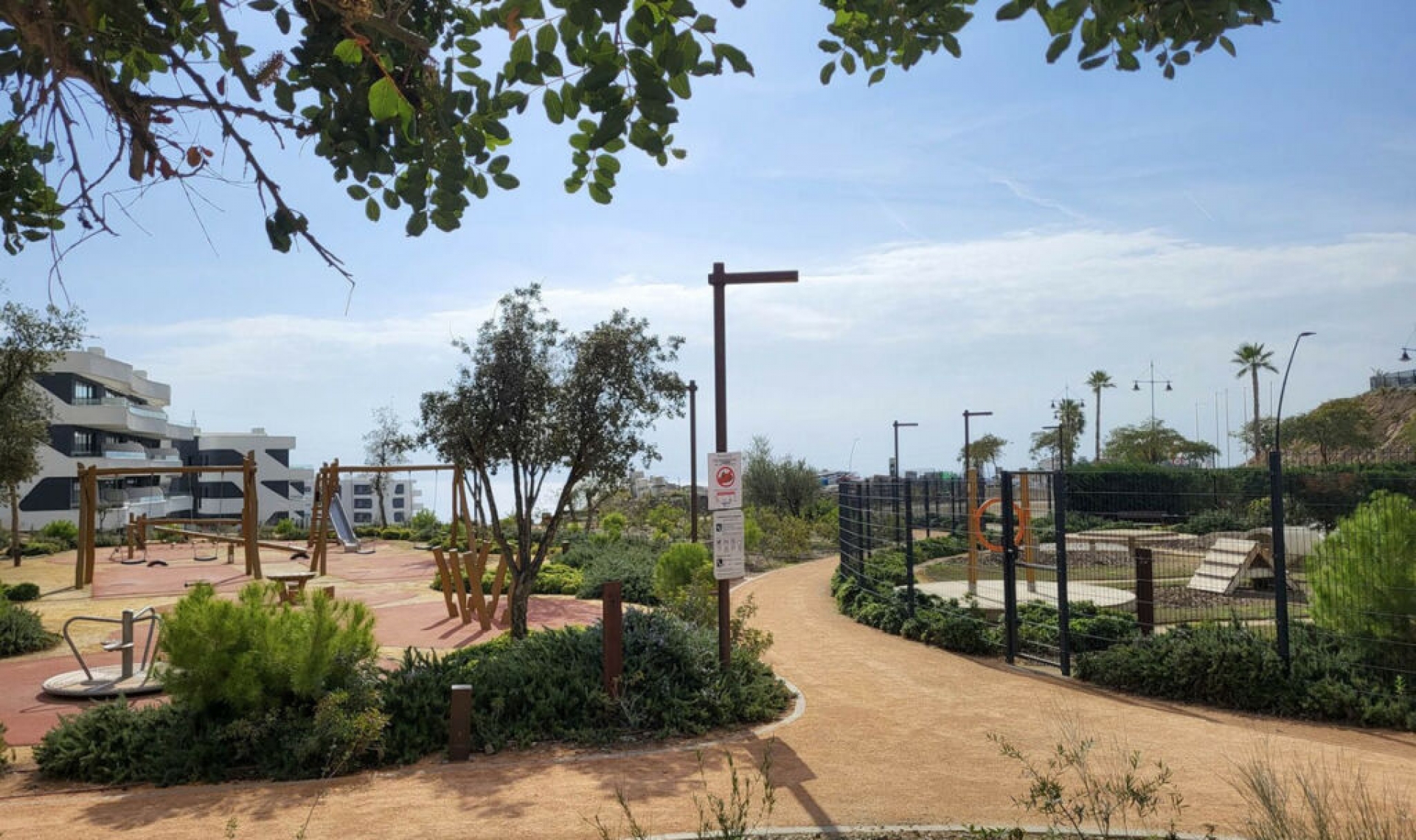 Resale - Apartment -
Fuengirola