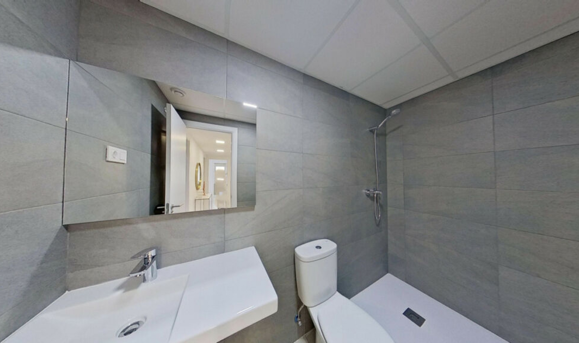 Resale - Apartment -
Fuengirola