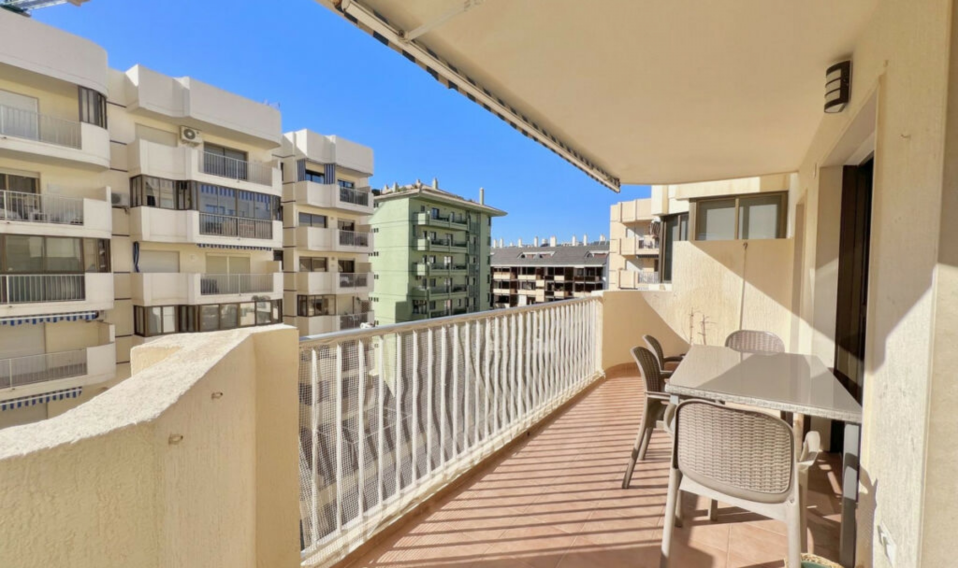 Resale - Apartment -
Fuengirola