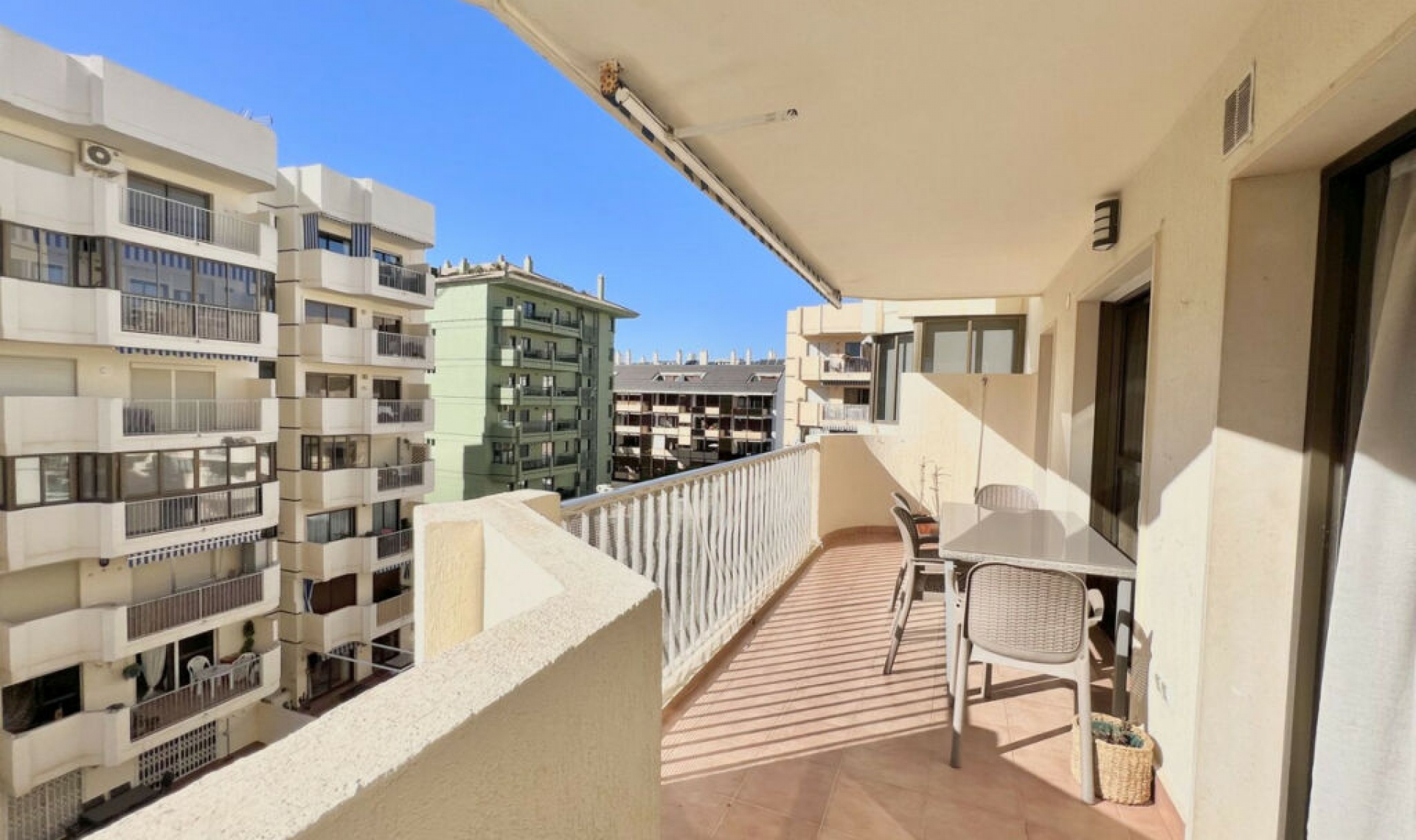 Resale - Apartment -
Fuengirola