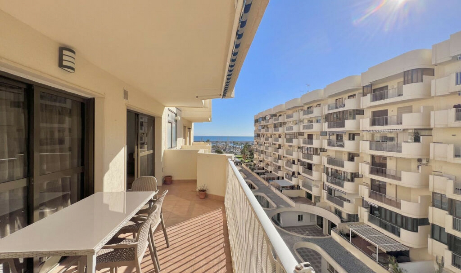 Resale - Apartment -
Fuengirola