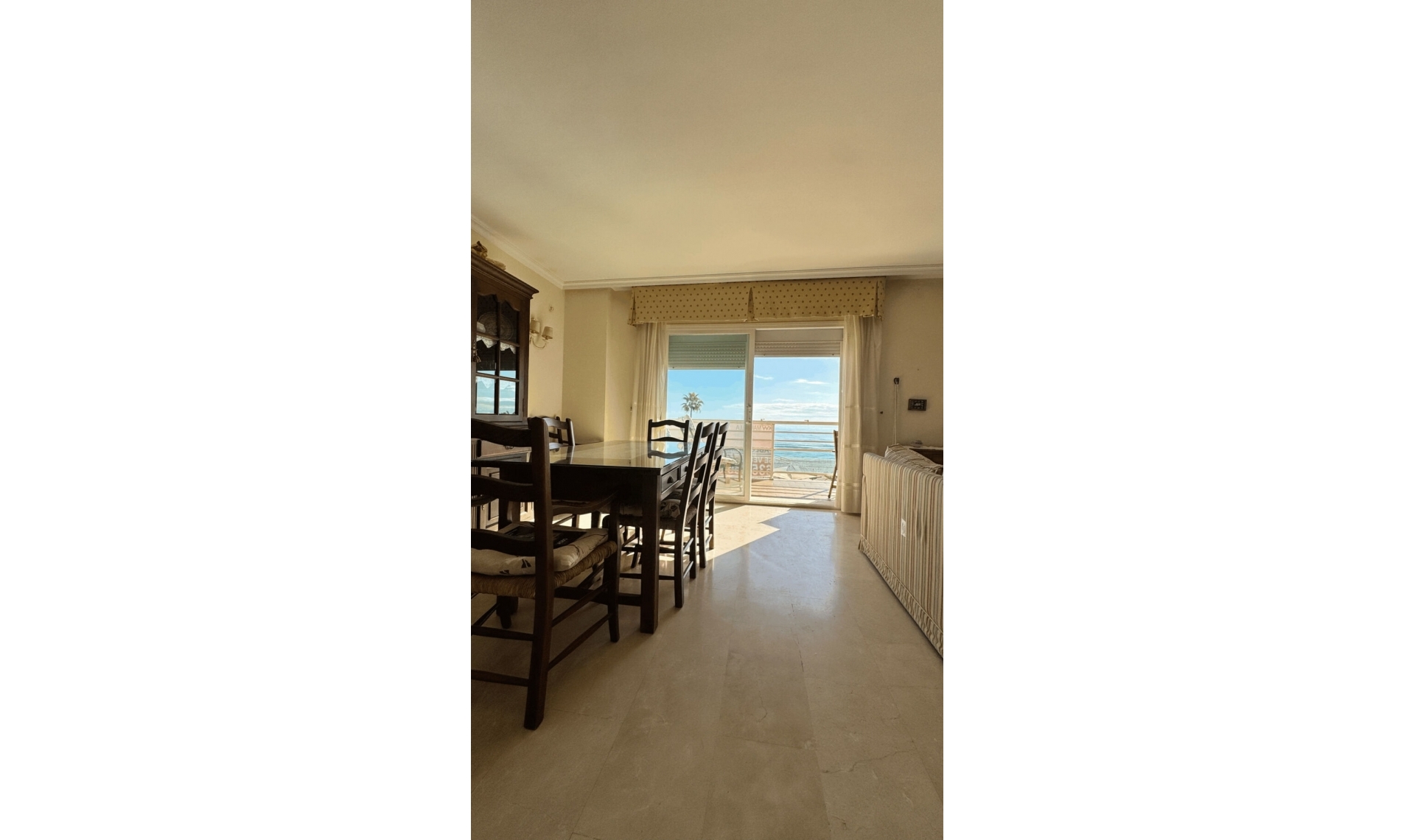 Resale - Apartment -
Fuengirola