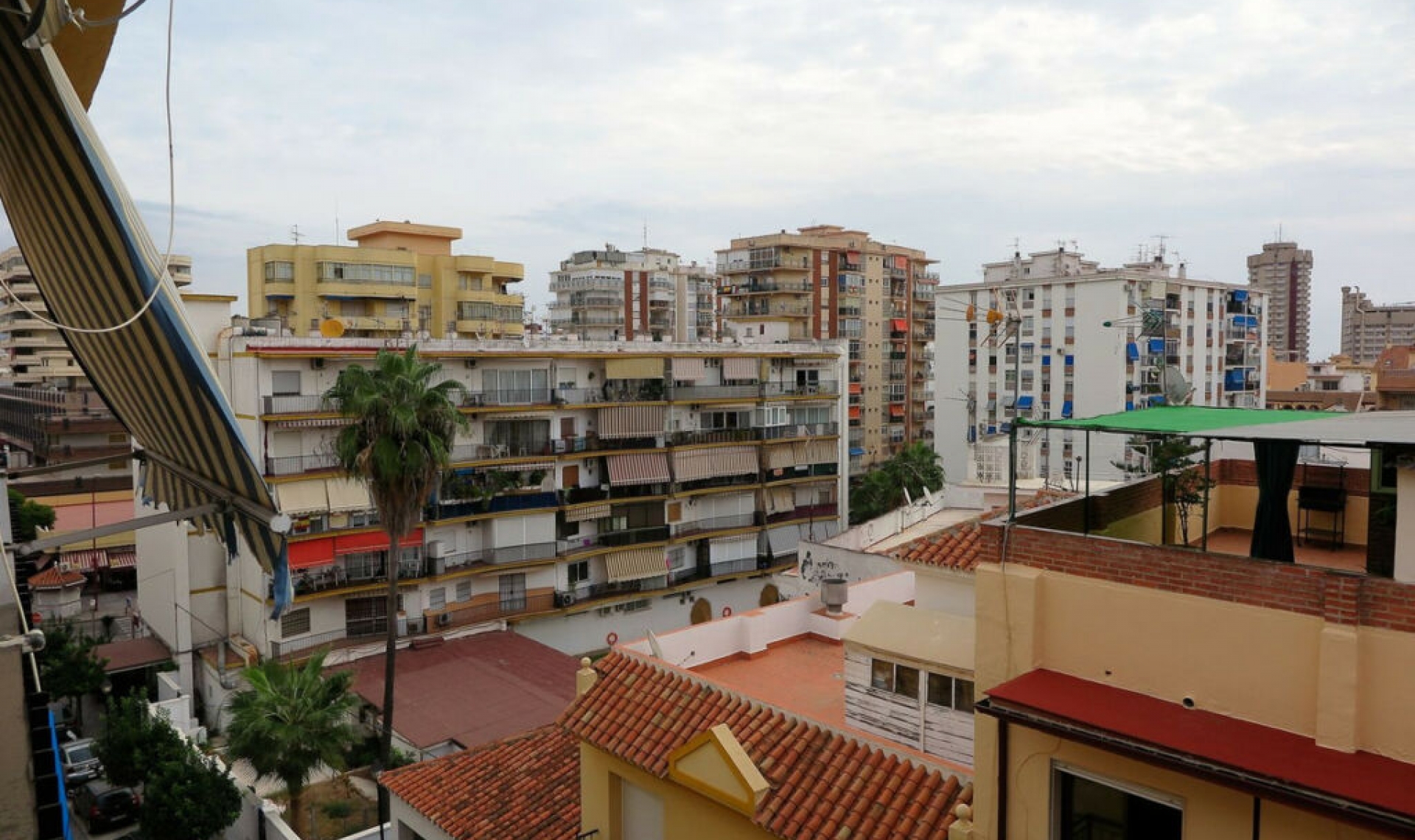 Resale - Apartment -
Fuengirola