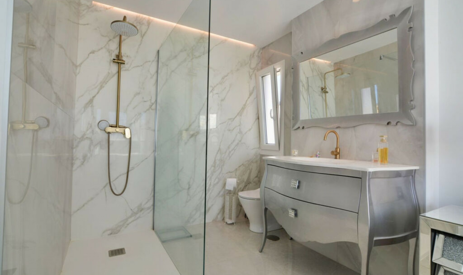 Resale - Apartment -
Fuengirola