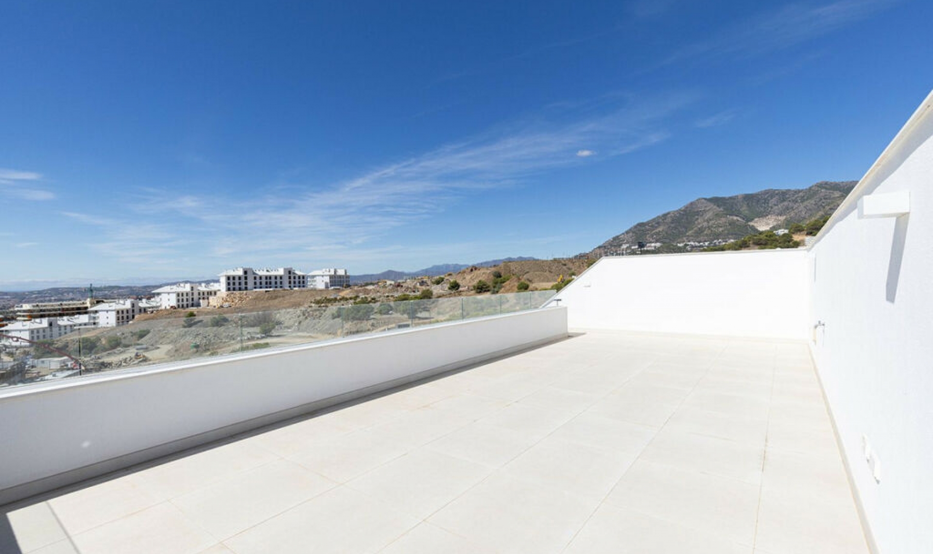 Resale - Apartment -
Fuengirola