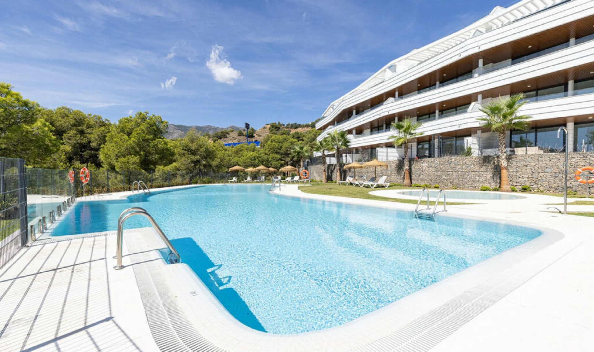 Resale - Apartment -
Fuengirola
