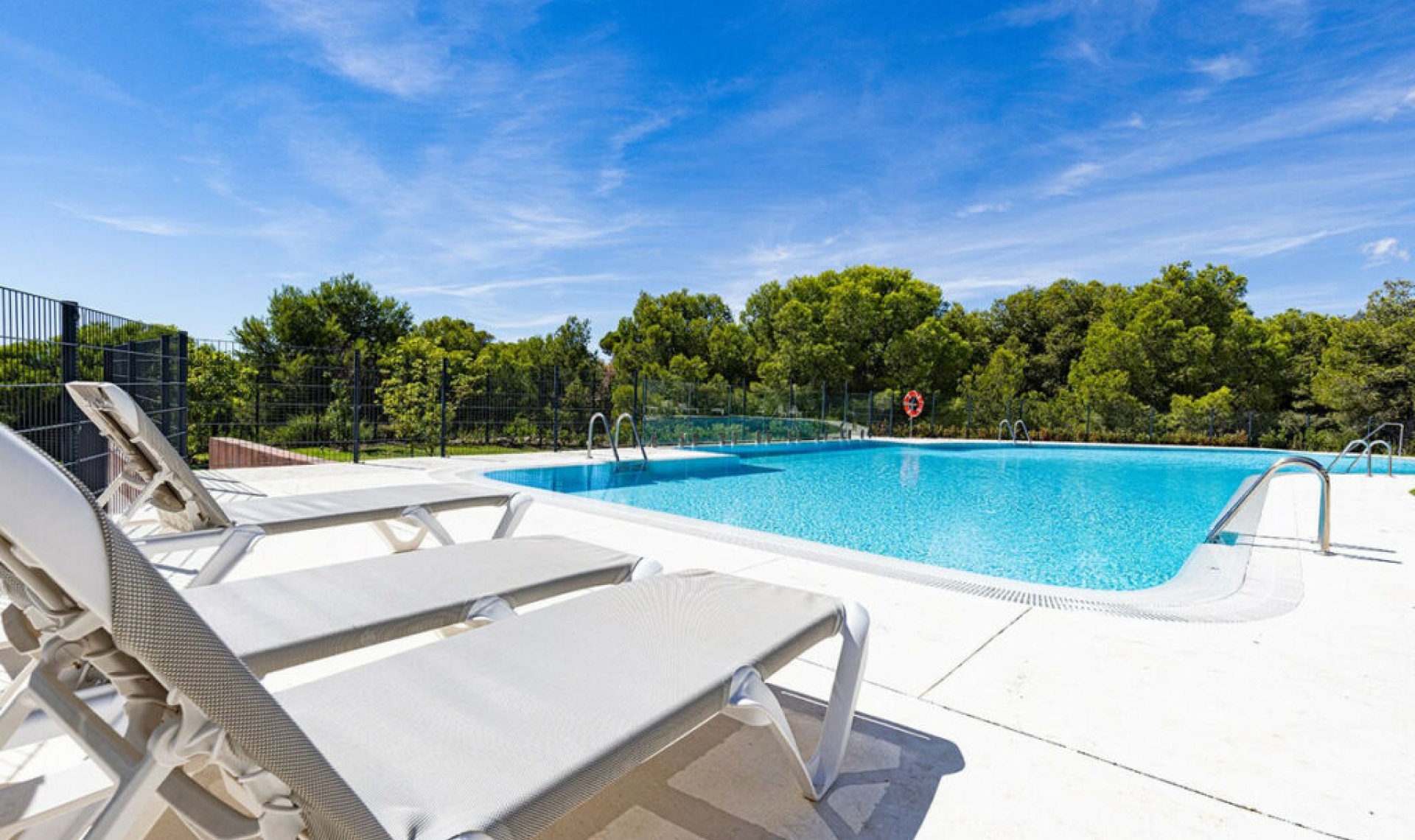 Resale - Apartment -
Fuengirola