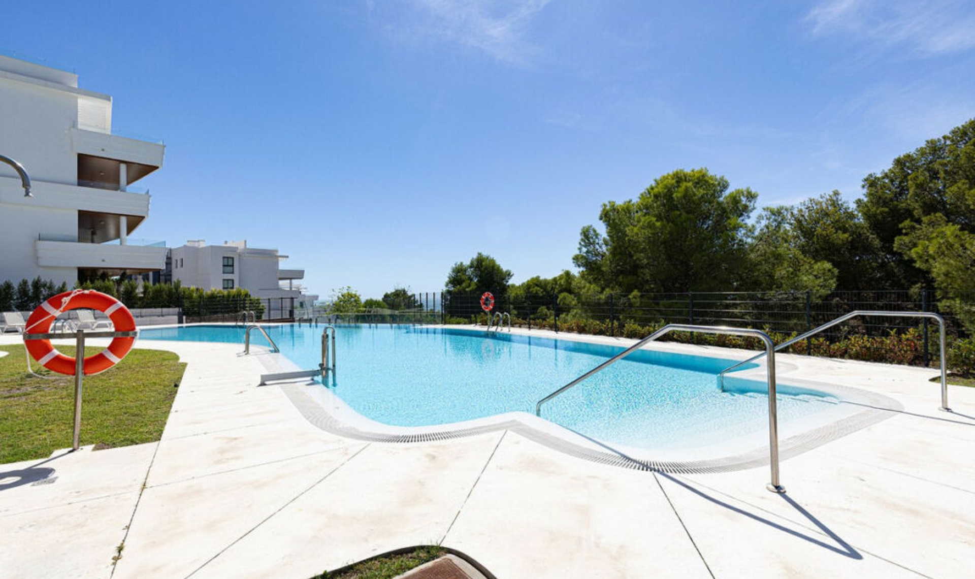 Resale - Apartment -
Fuengirola