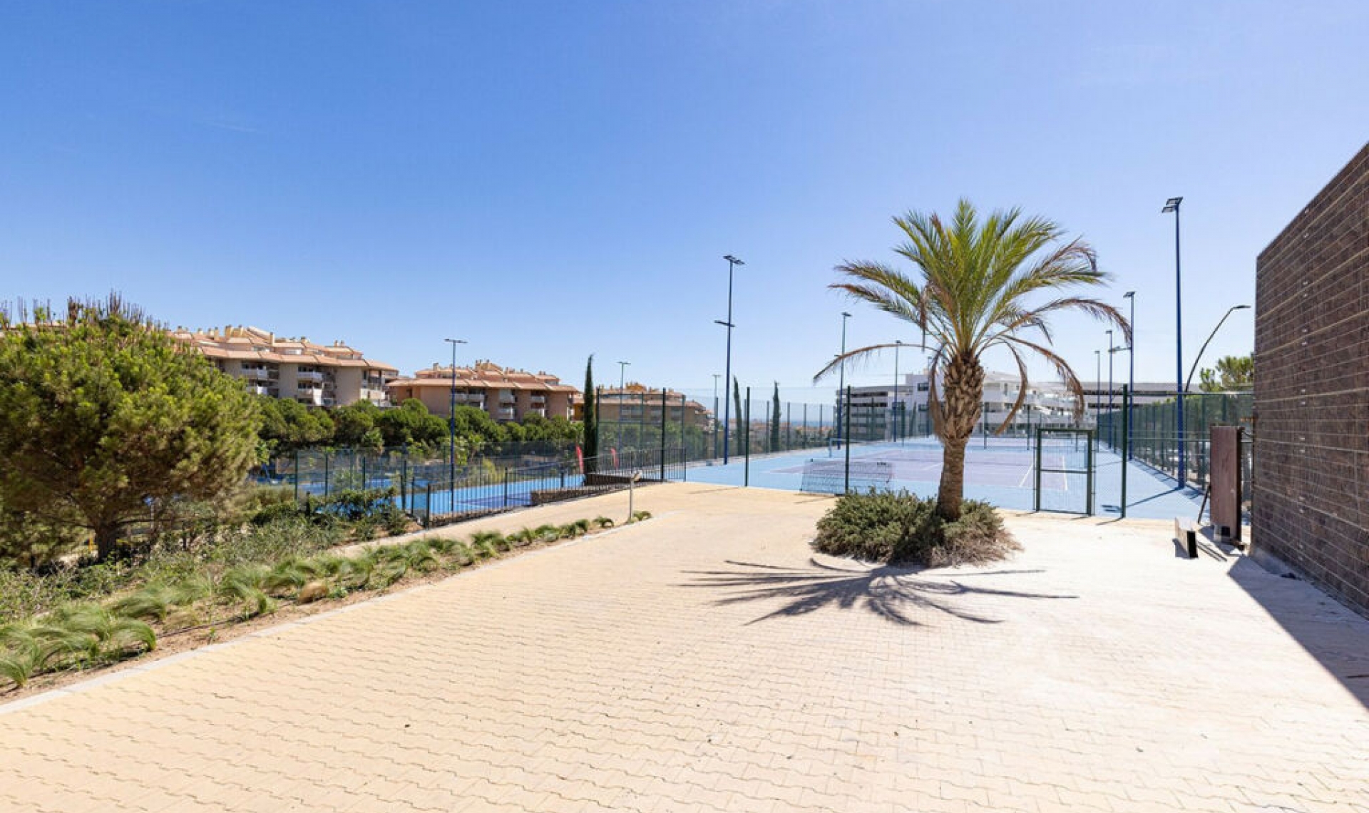 Resale - Apartment -
Fuengirola