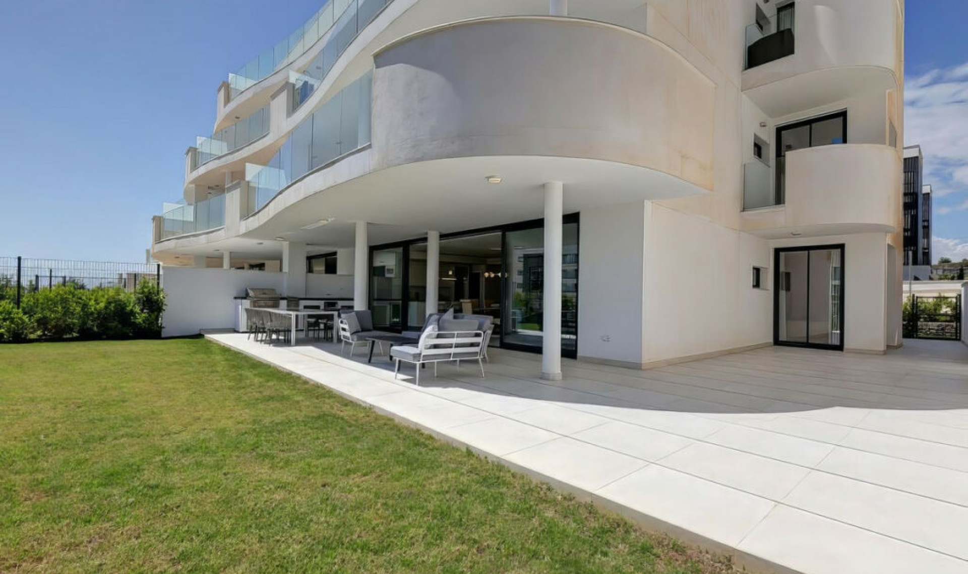 Resale - Apartment -
Fuengirola