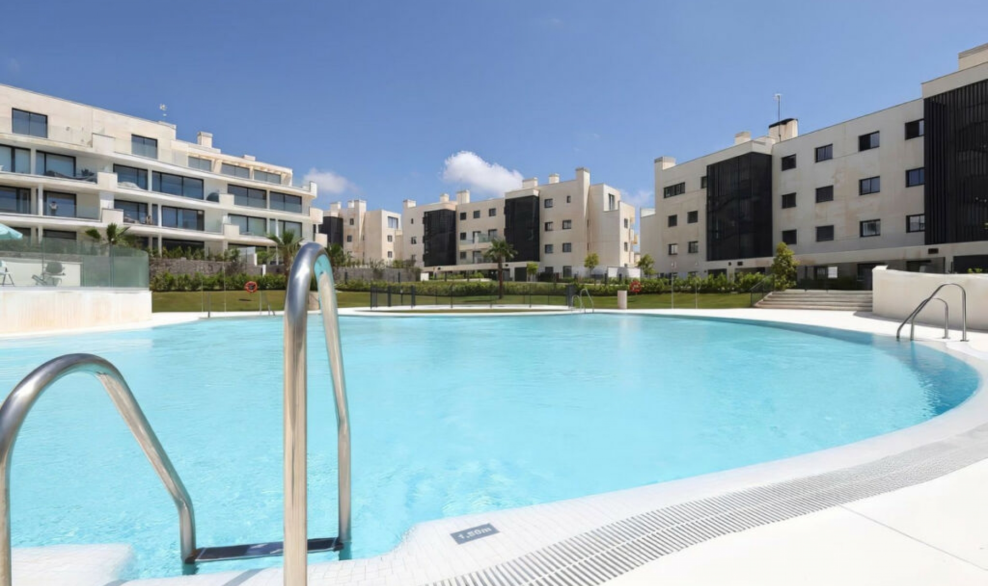 Resale - Apartment -
Fuengirola