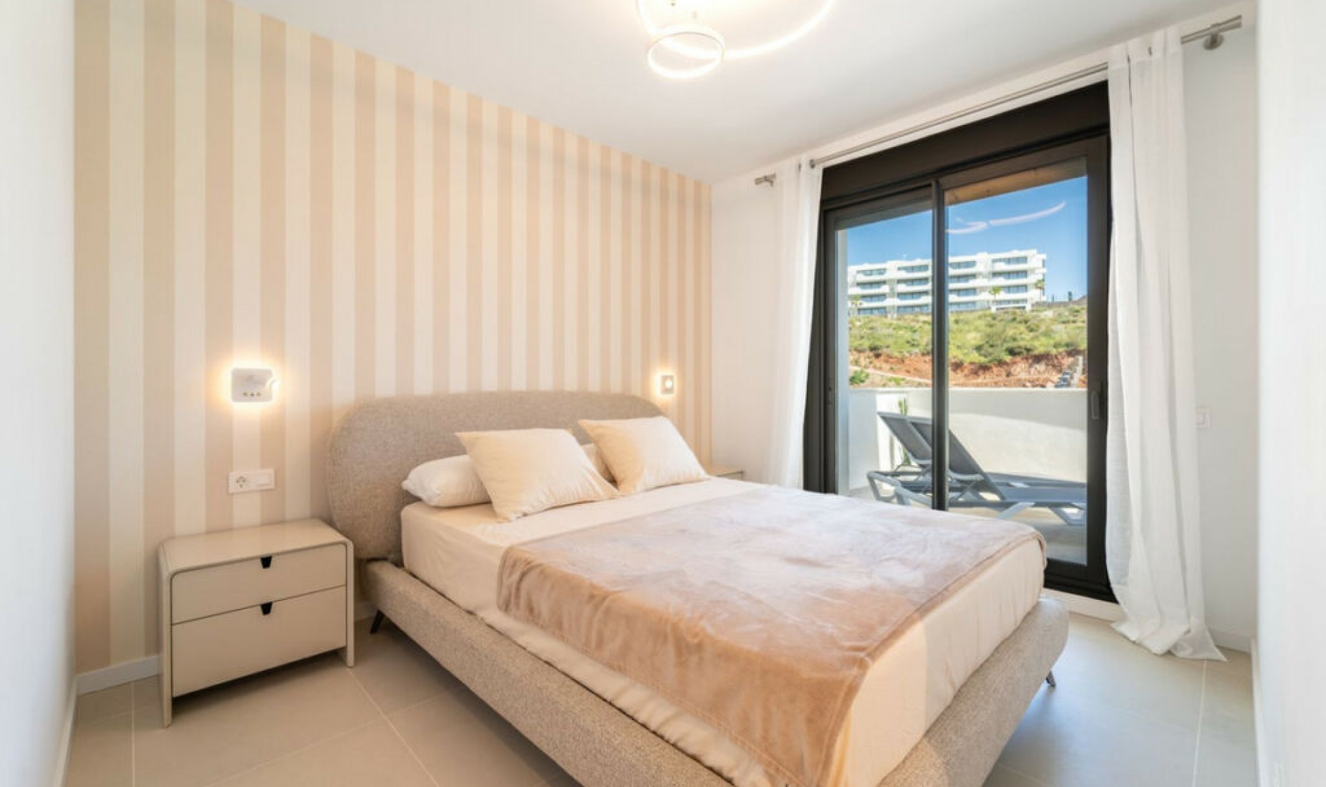 Resale - Apartment -
Fuengirola