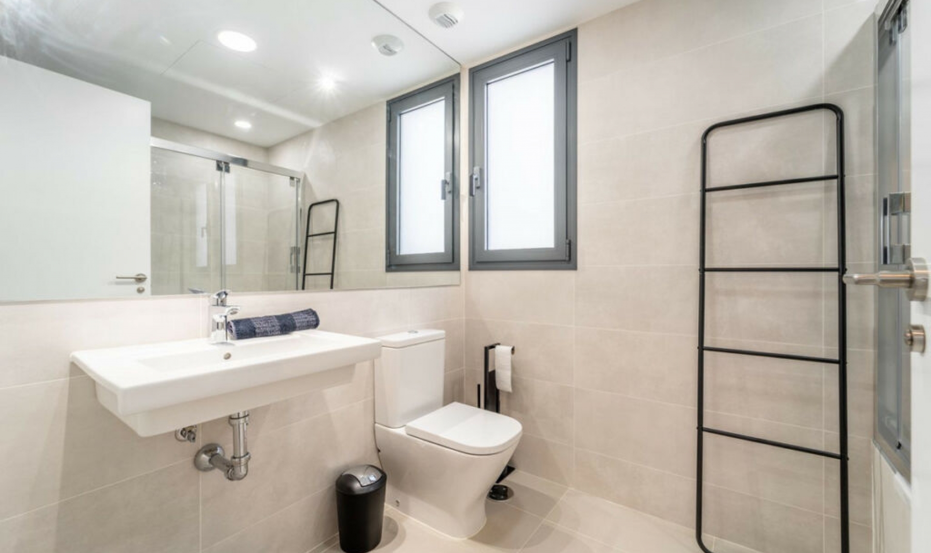 Resale - Apartment -
Fuengirola