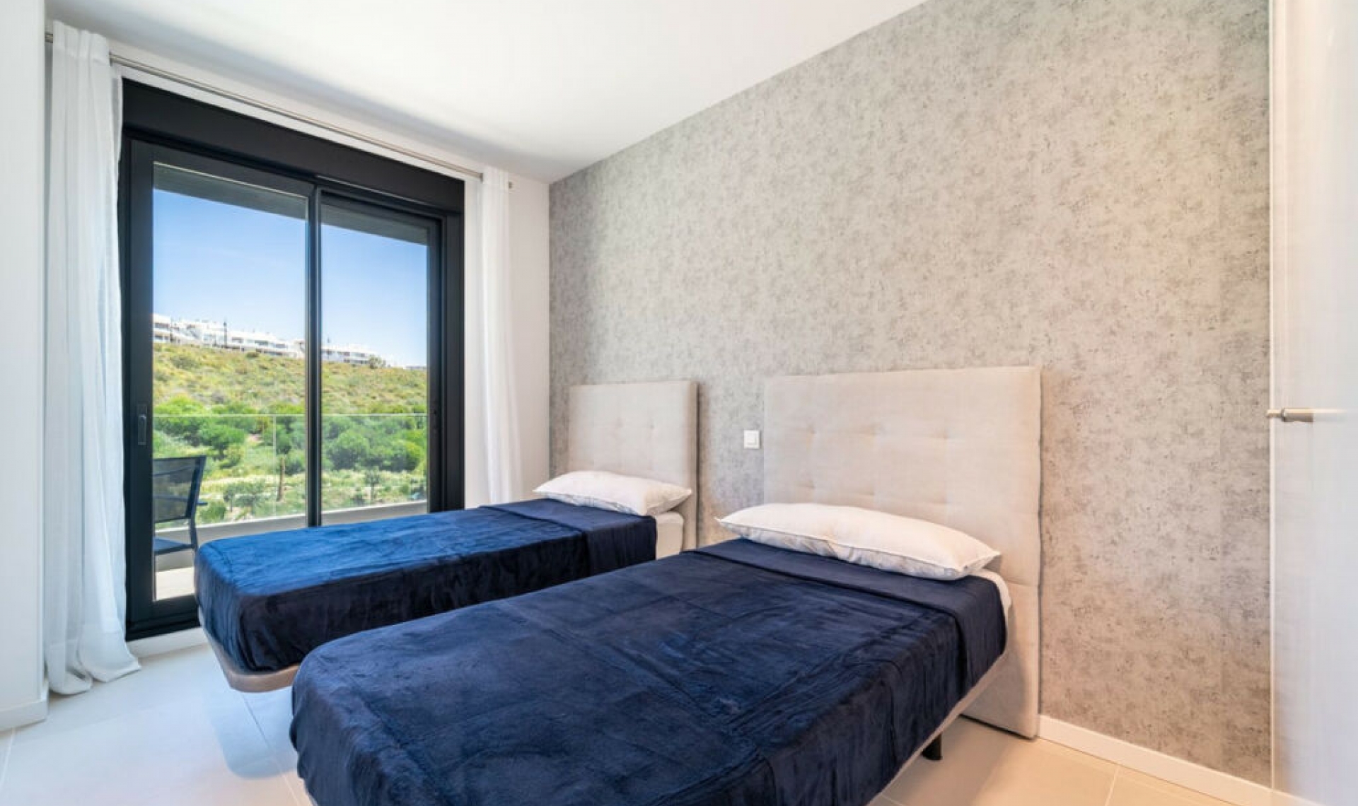 Resale - Apartment -
Fuengirola