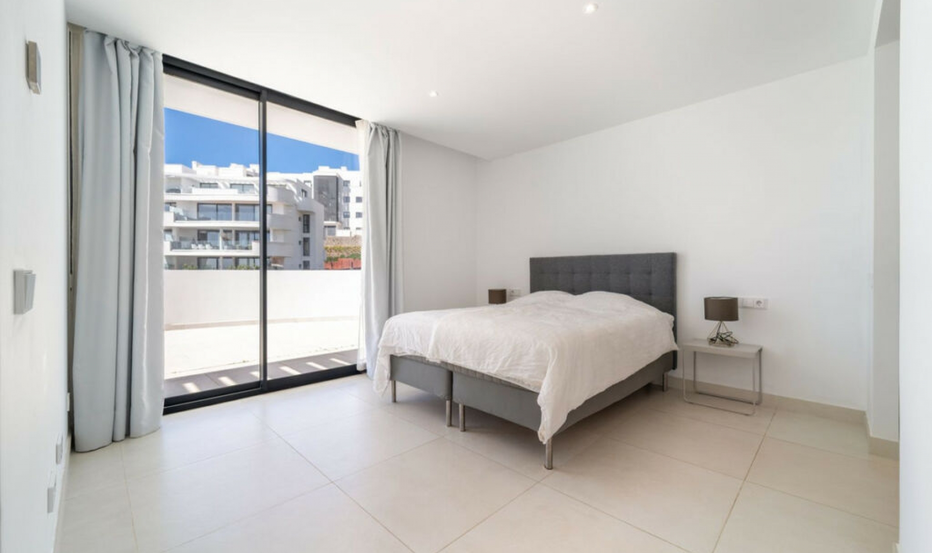 Resale - Apartment -
Fuengirola