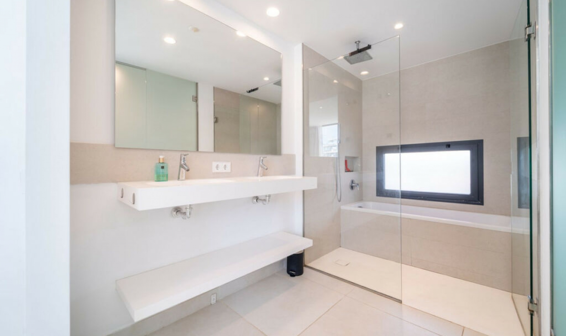 Resale - Apartment -
Fuengirola