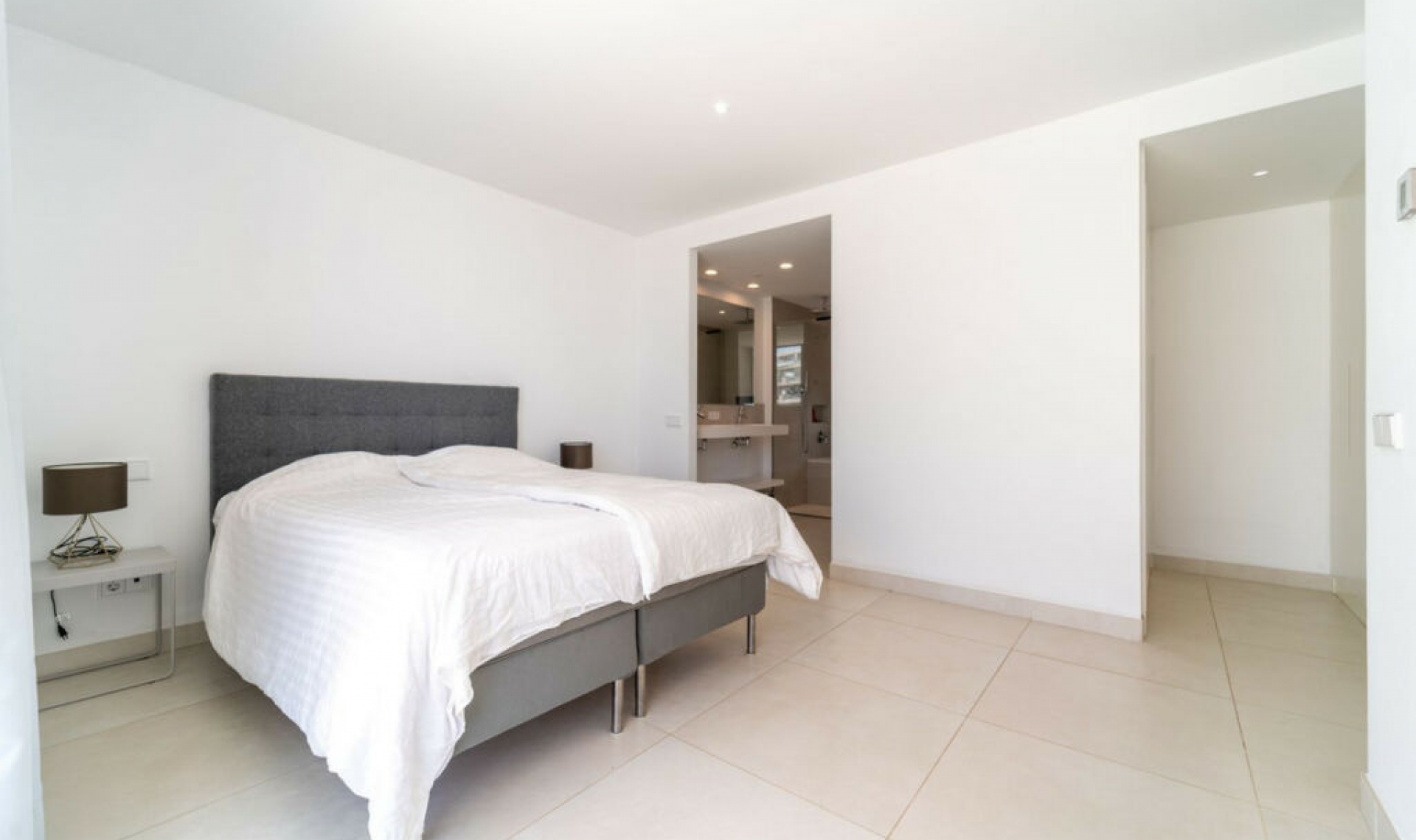 Resale - Apartment -
Fuengirola