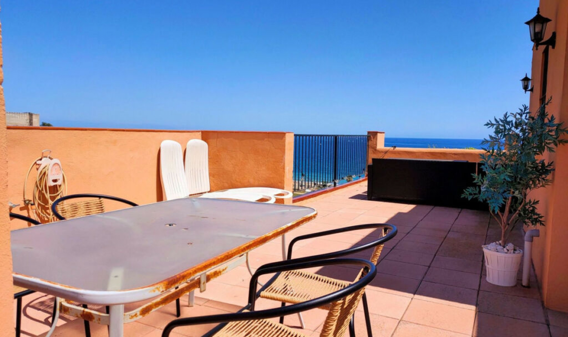 Resale - Apartment -
Fuengirola