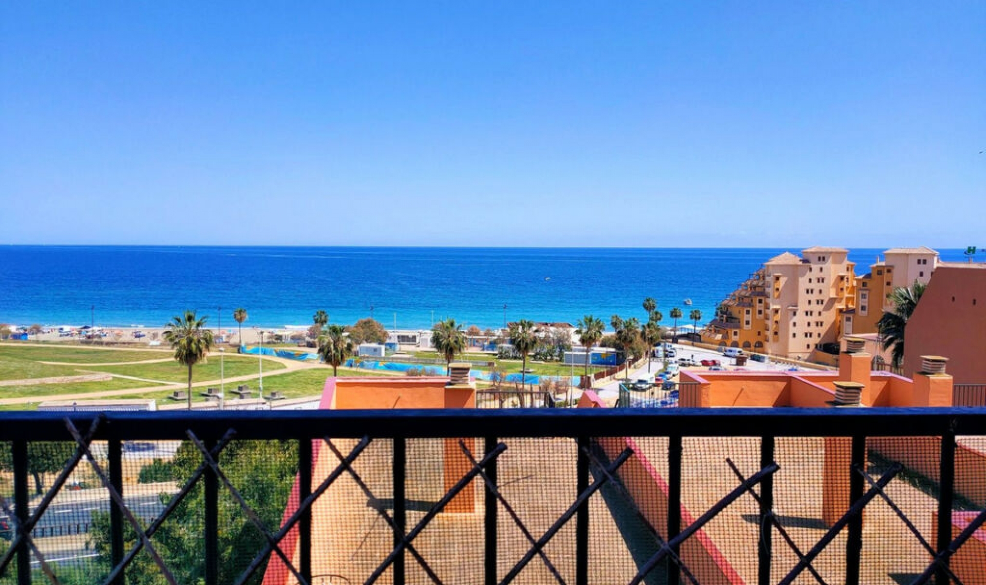 Resale - Apartment -
Fuengirola