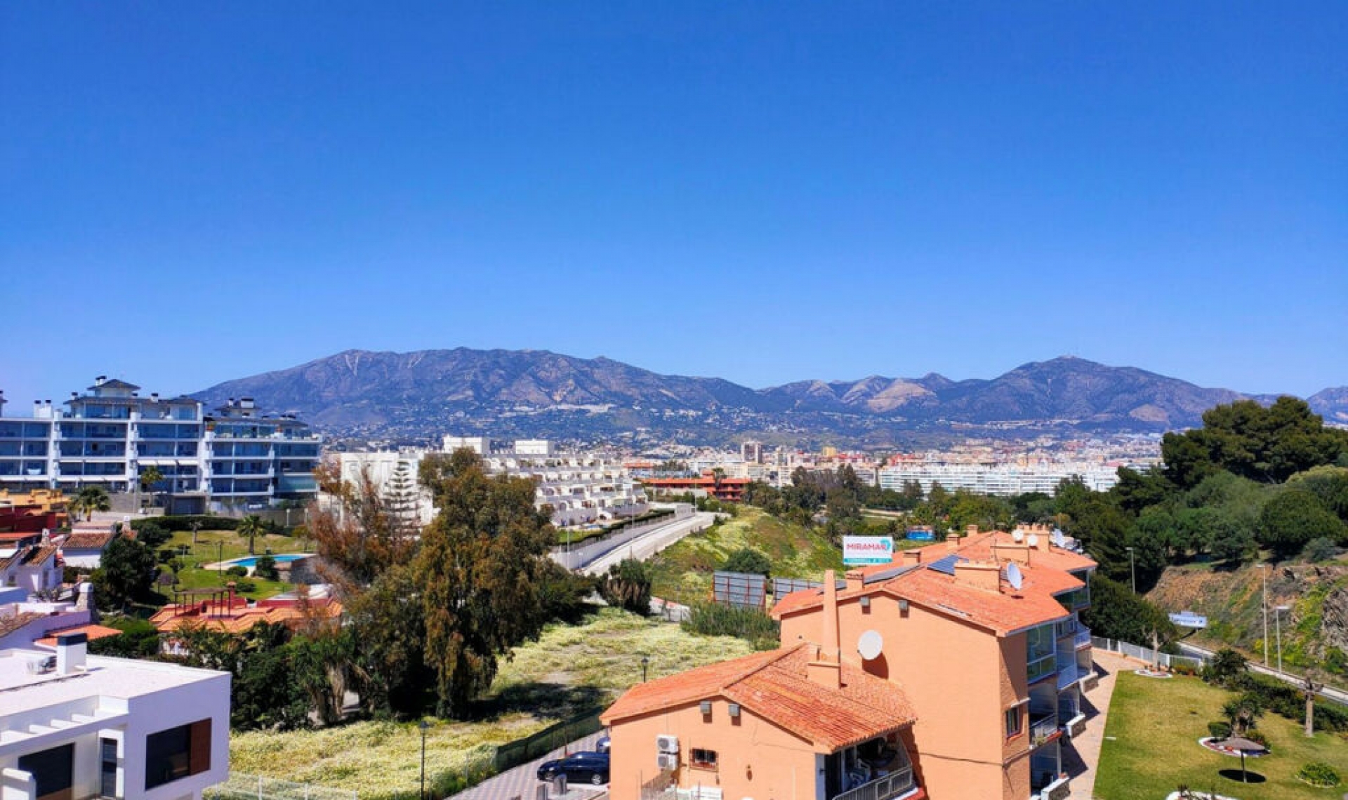 Resale - Apartment -
Fuengirola
