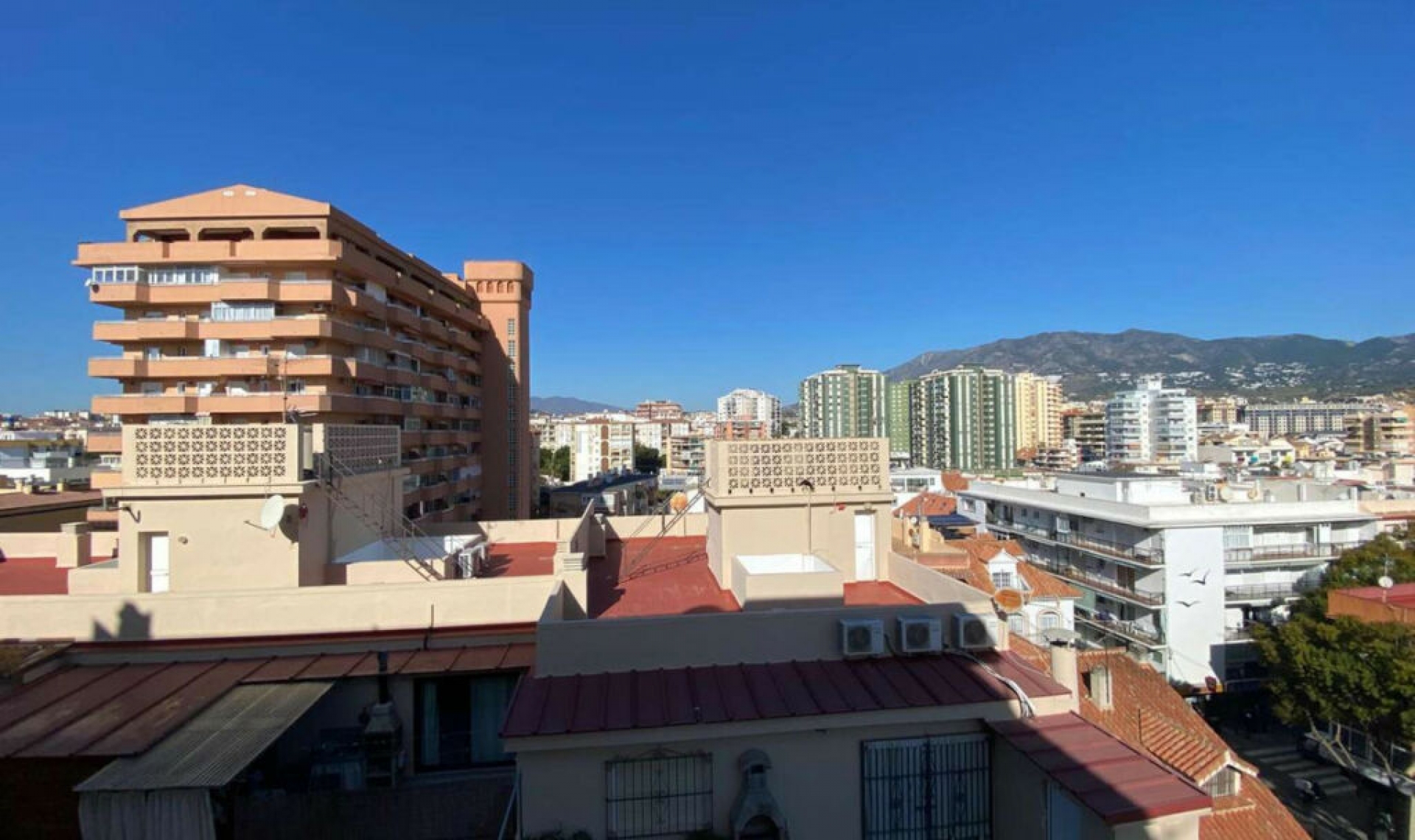 Resale - Apartment -
Fuengirola