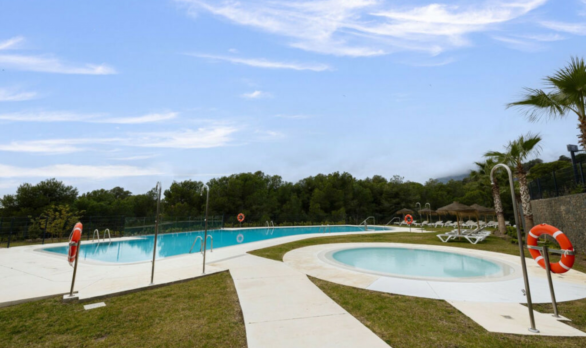 Resale - Apartment -
Fuengirola