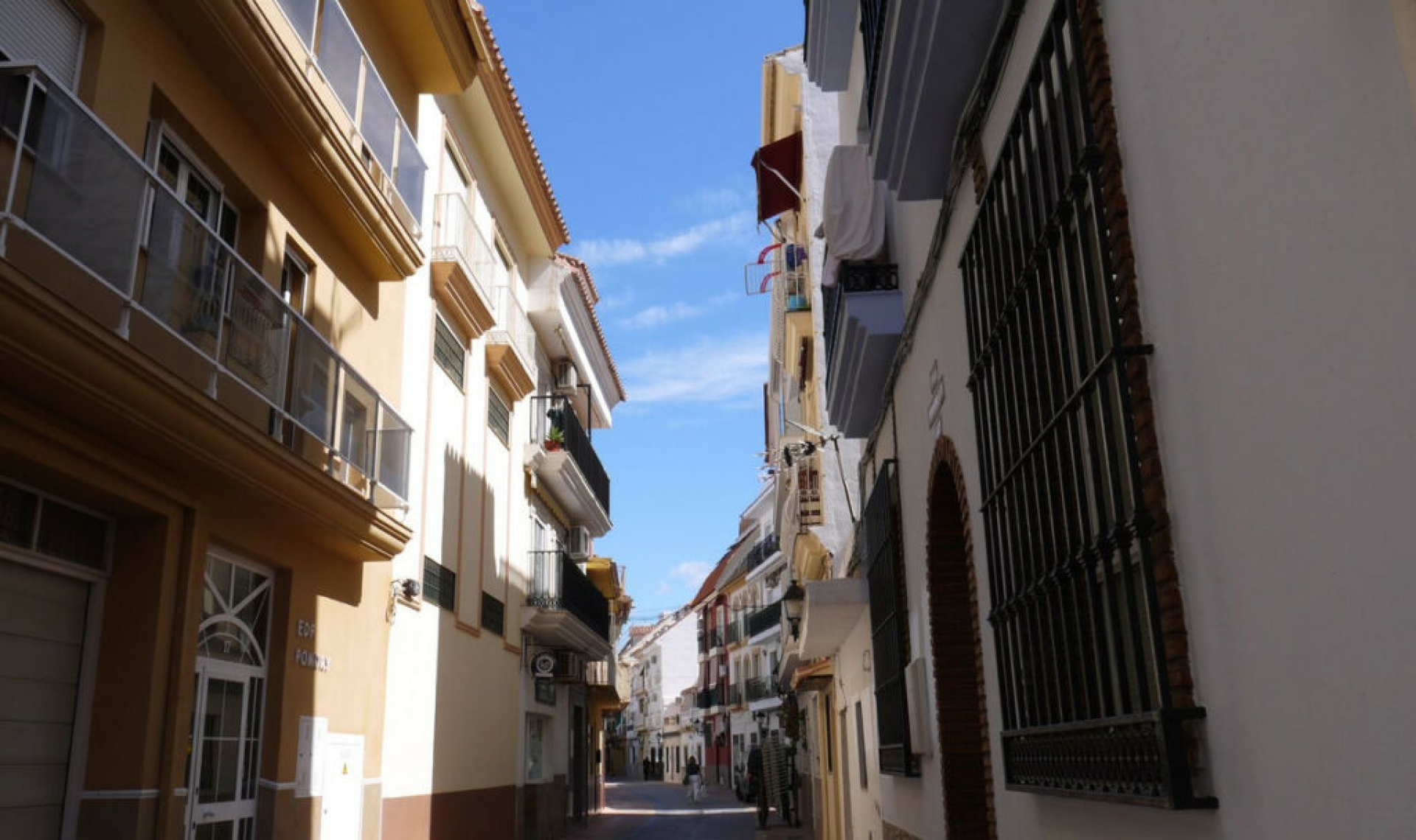 Resale - Apartment -
Fuengirola