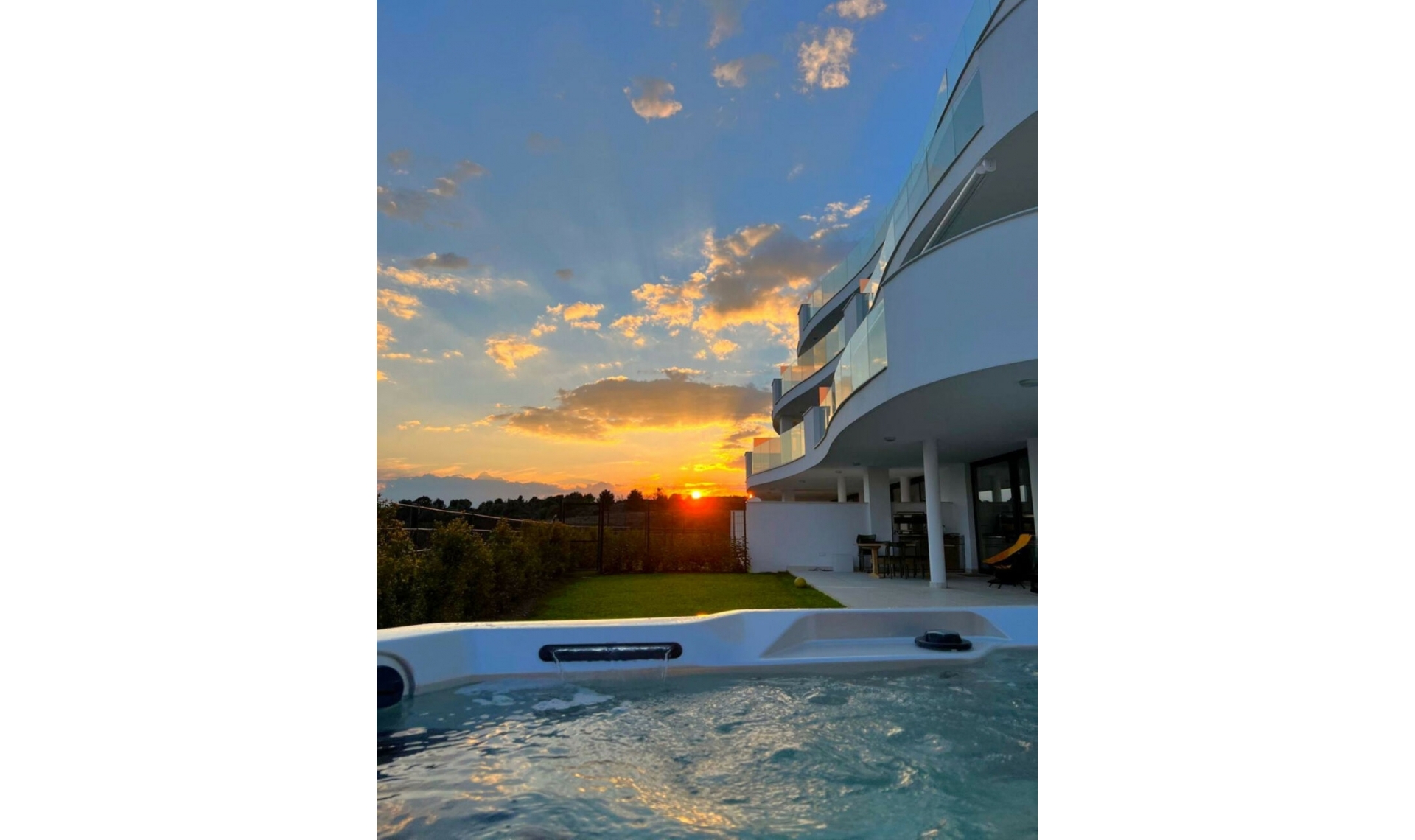 Resale - Apartment -
Fuengirola