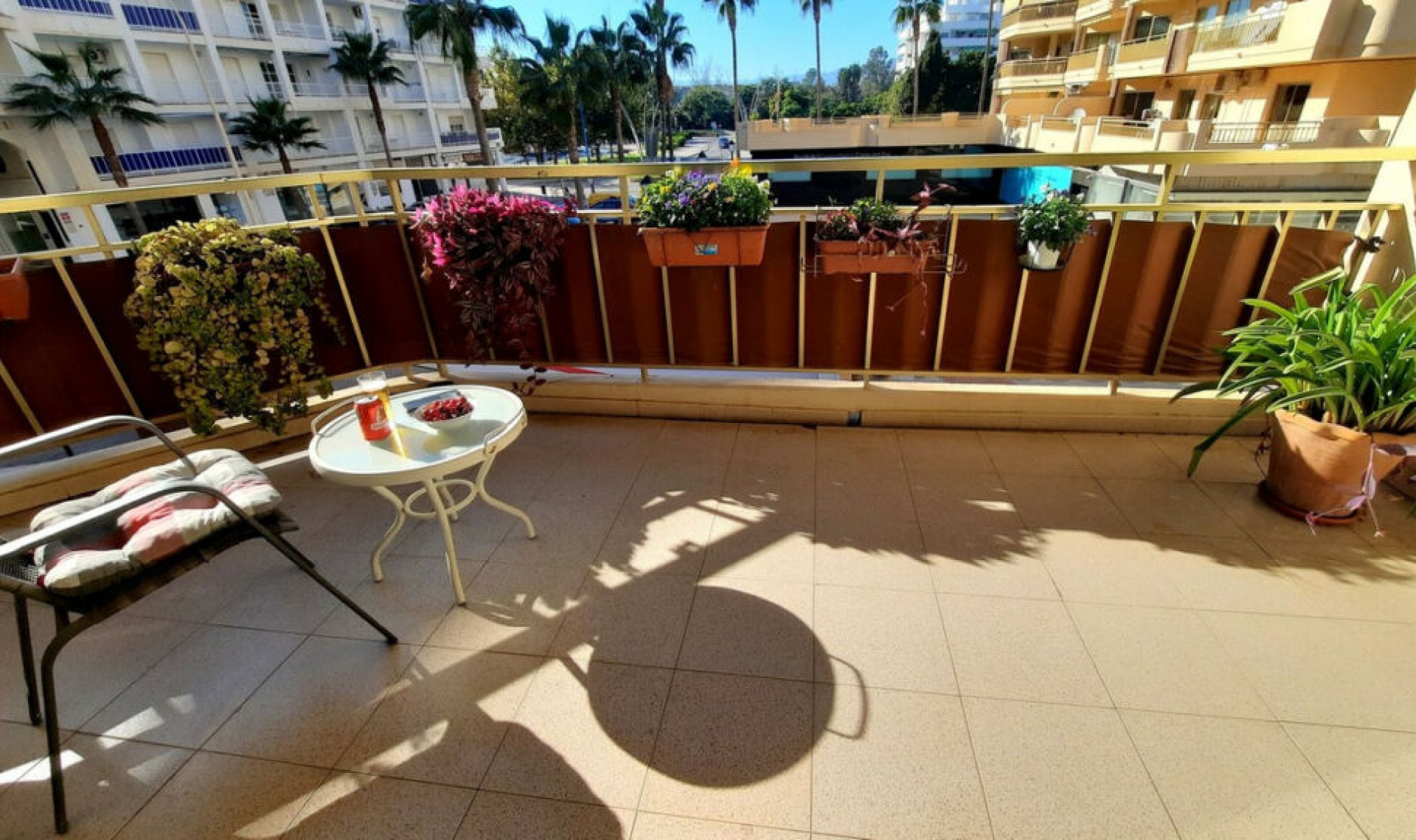 Resale - Apartment -
Fuengirola