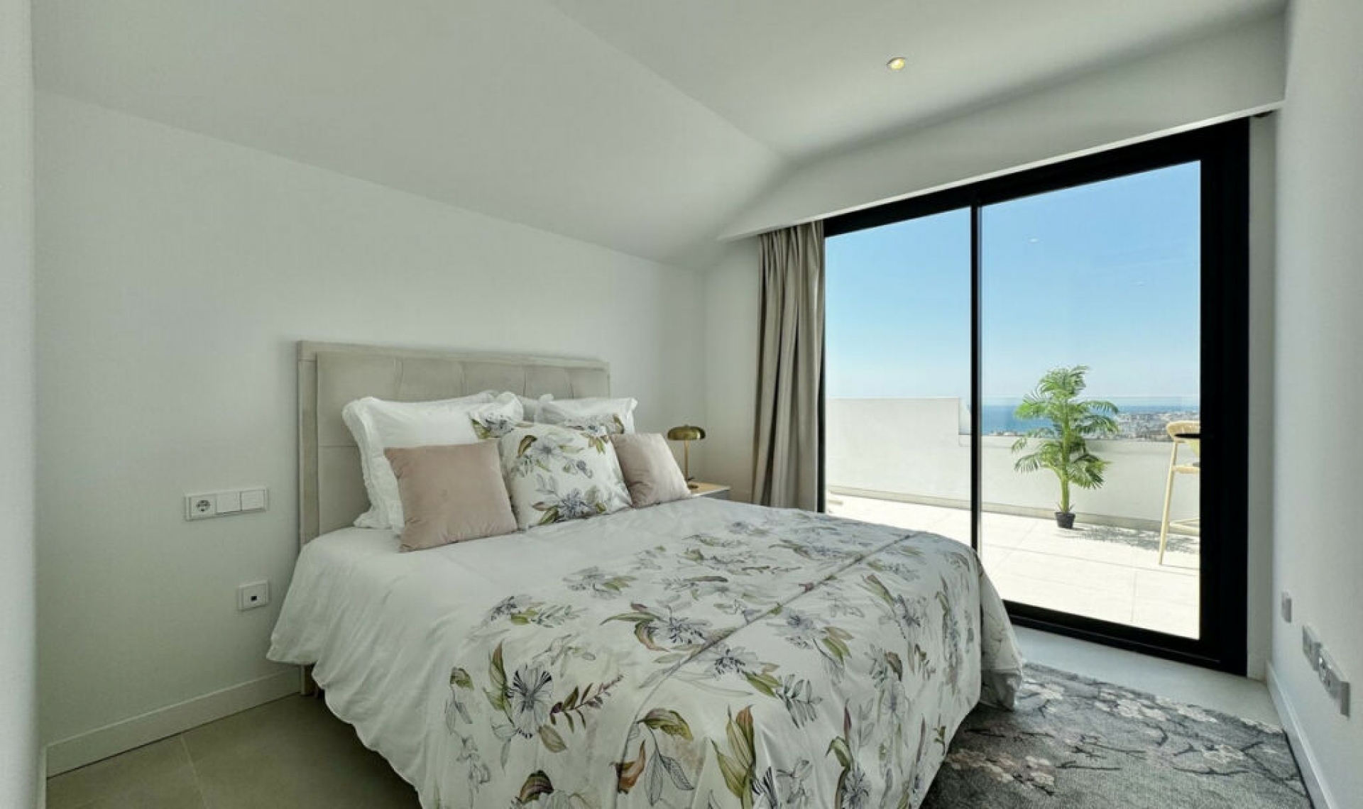 Resale - Apartment -
Fuengirola