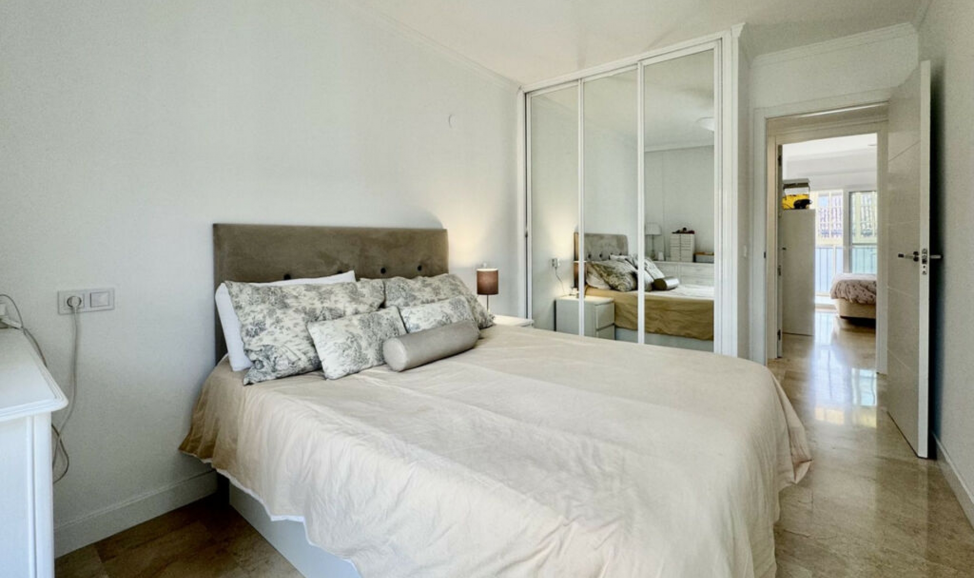 Resale - Apartment -
Fuengirola