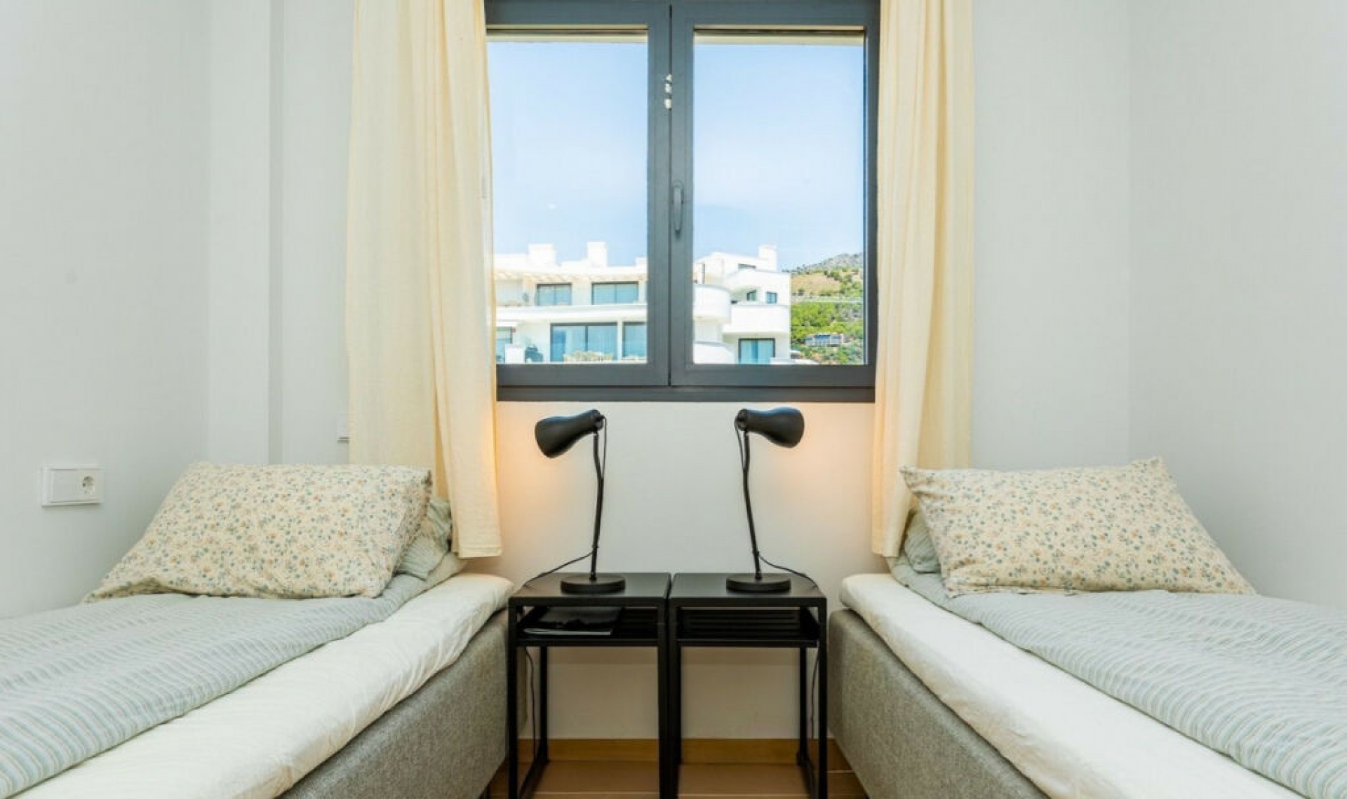 Resale - Apartment -
Fuengirola