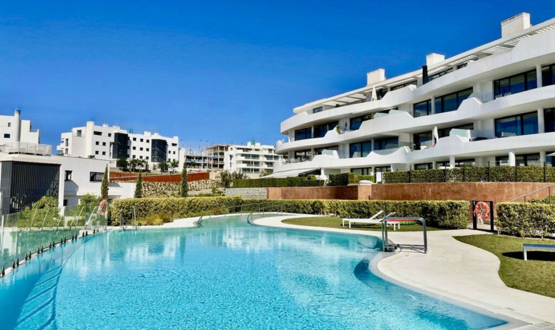 Resale - Apartment -
Fuengirola