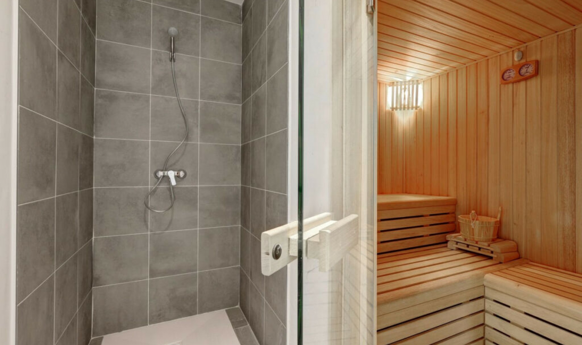 Resale - Apartment -
Fuengirola